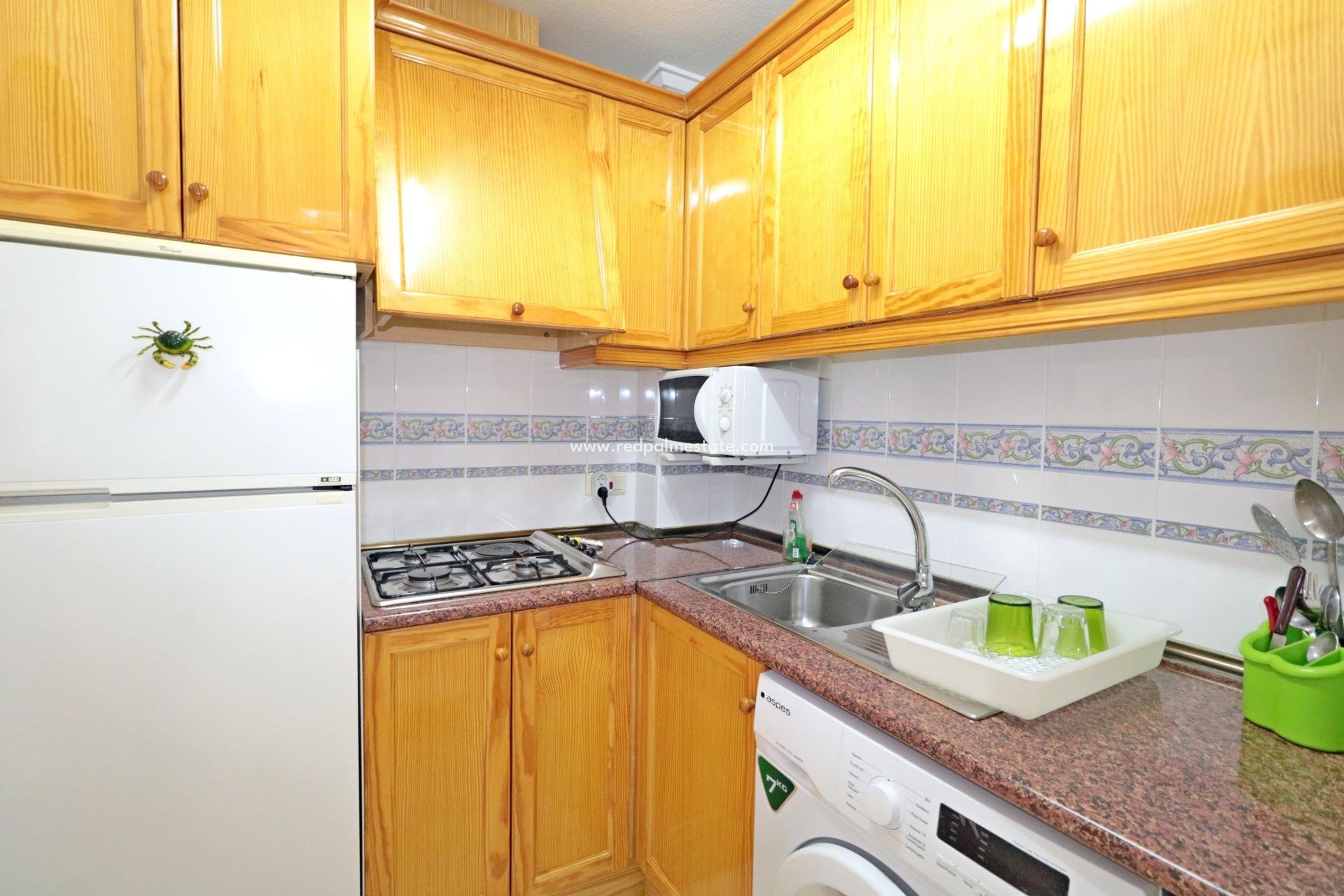 Videresalg - Leilighet -
Torrevieja - El Acequión - Los Náufragos