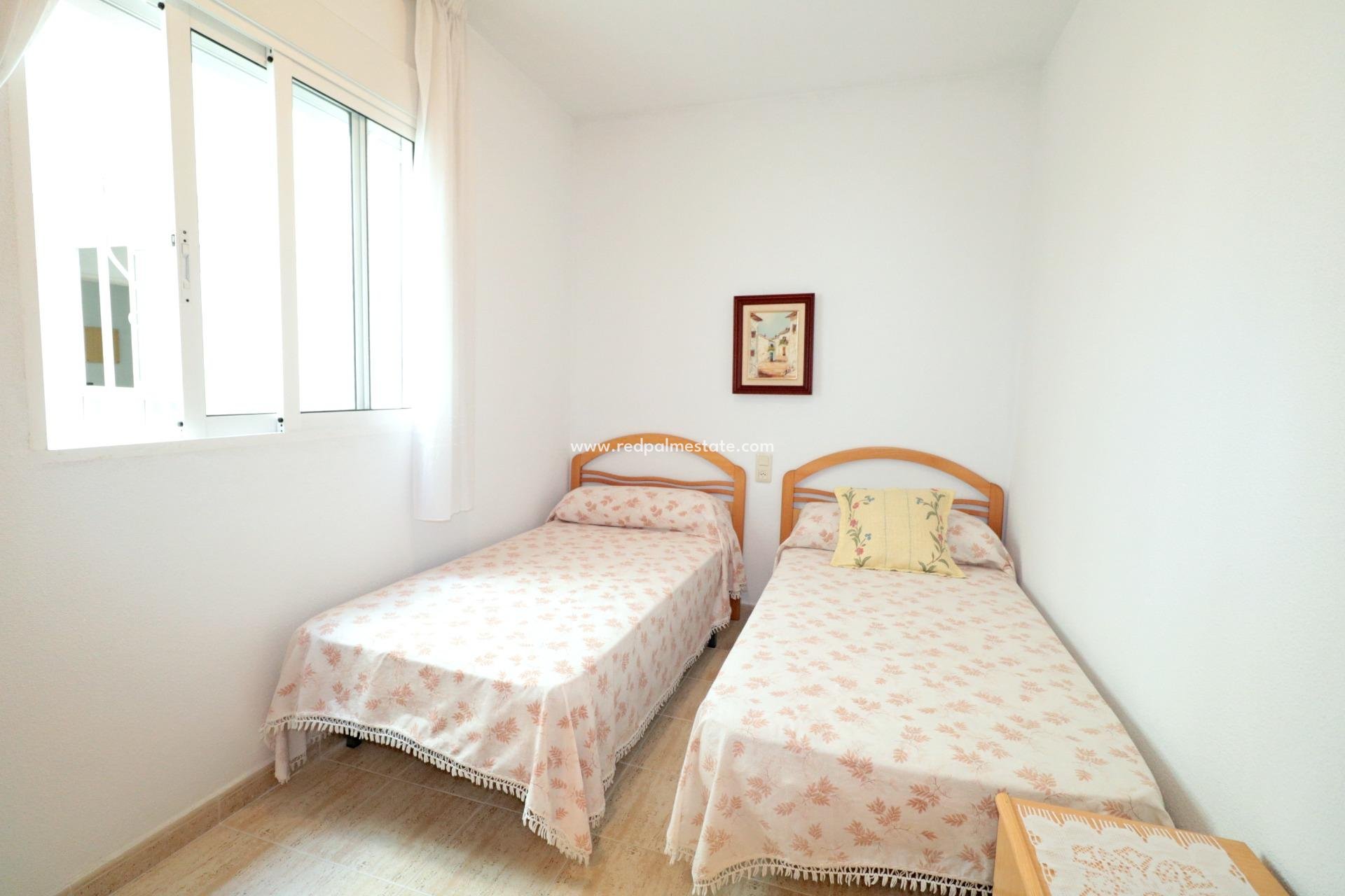 Videresalg - Leilighet -
Torrevieja - El Acequión - Los Náufragos