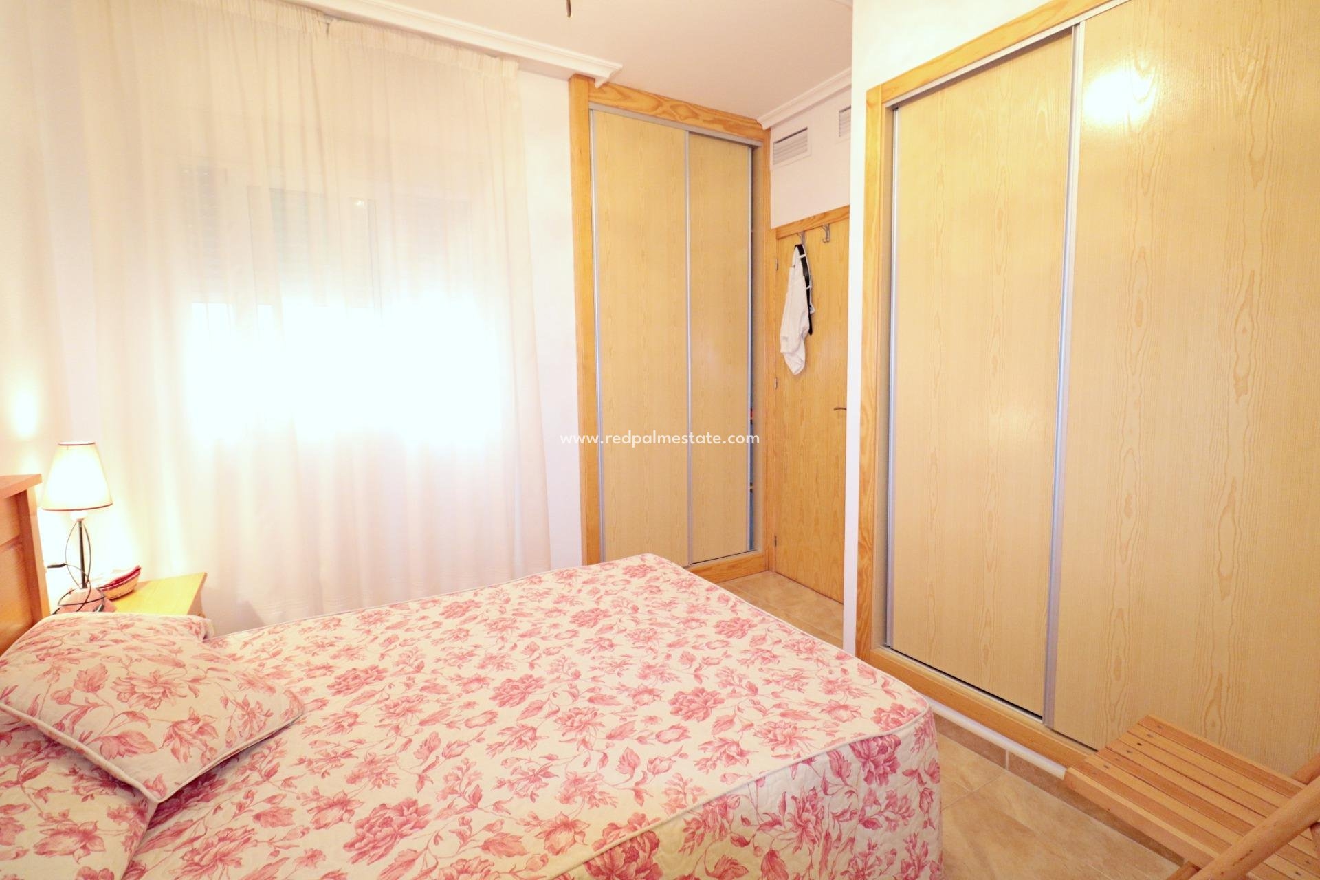 Videresalg - Leilighet -
Torrevieja - El Acequión - Los Náufragos