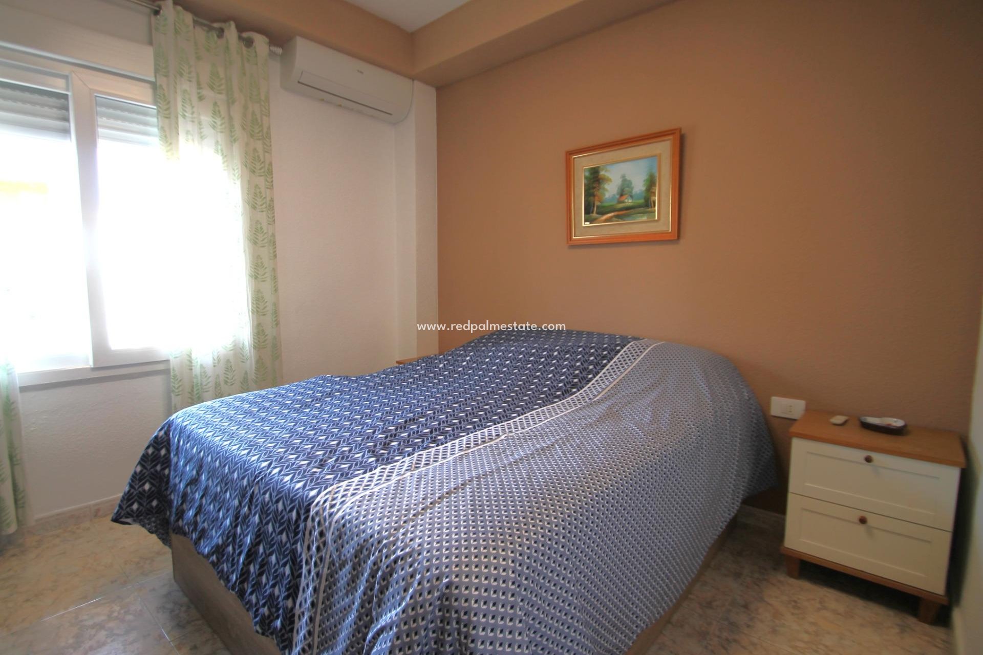 Videresalg - Leilighet -
Torrevieja - El Acequión - Los Náufragos