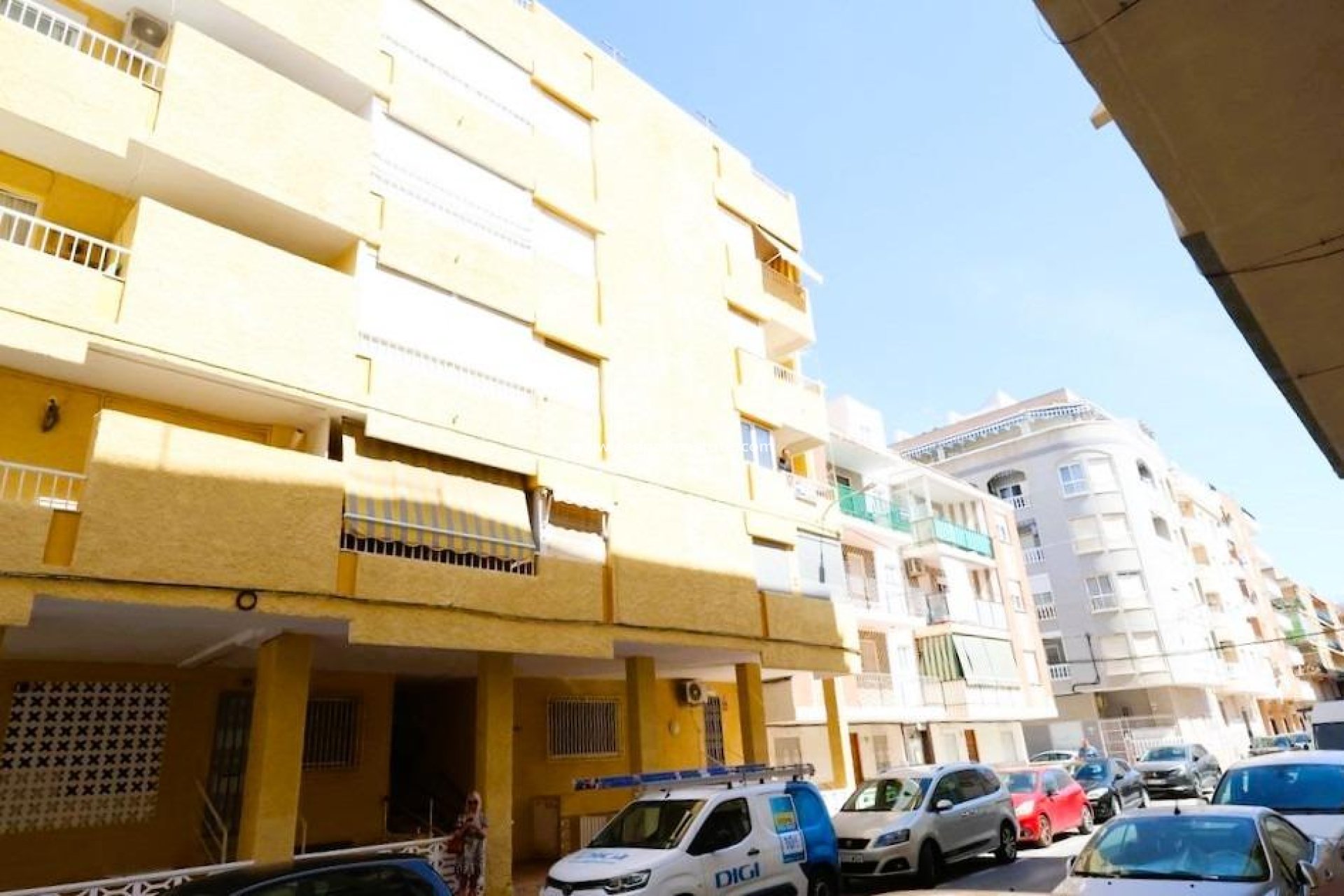 Videresalg - Leilighet -
Torrevieja - El Acequión - Los Náufragos