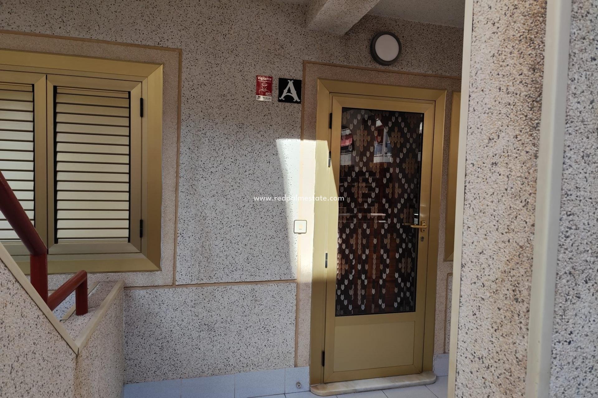Videresalg - Leilighet -
Torrevieja - El Acequión - Los Náufragos