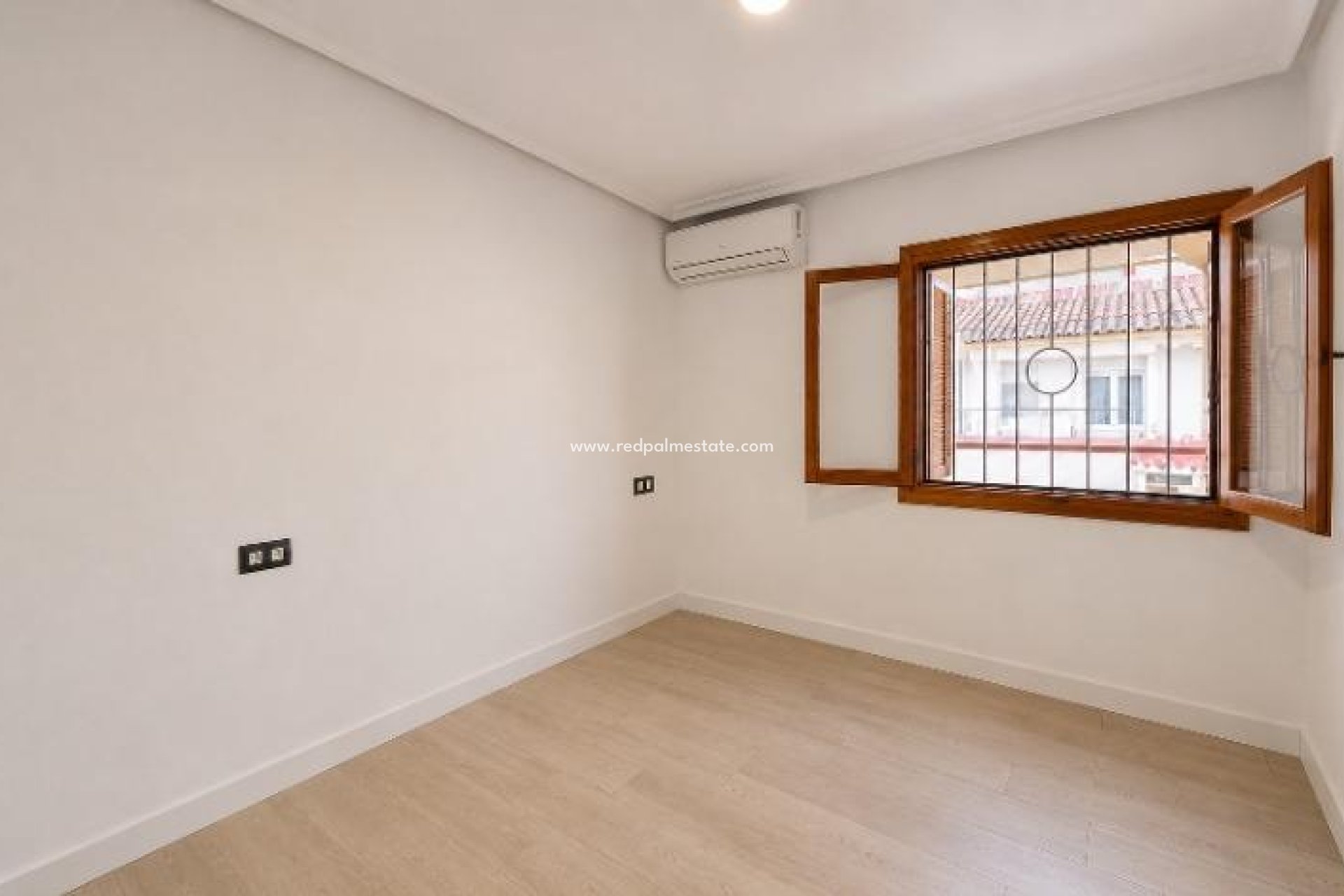 Videresalg - Leilighet -
Torrevieja - El Acequión - Los Náufragos