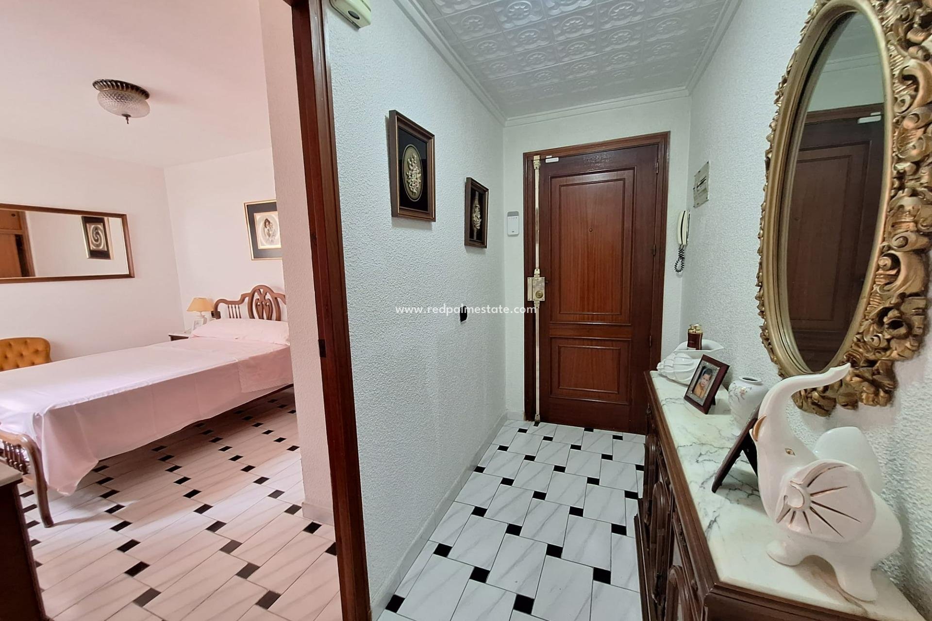 Videresalg - Leilighet -
Torrevieja - El Acequión - Los Náufragos
