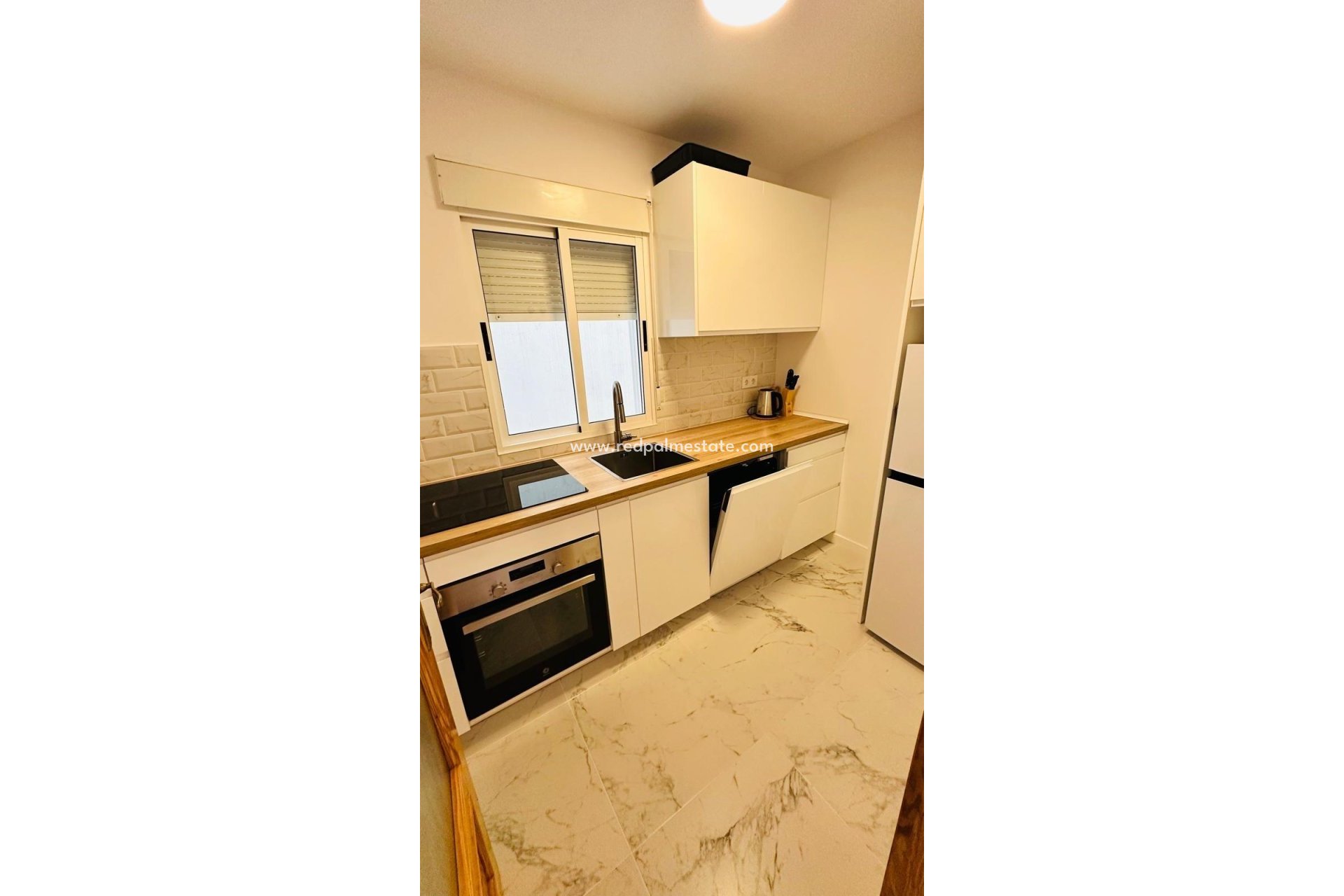 Videresalg - Leilighet -
Torrevieja - El Acequión - Los Náufragos