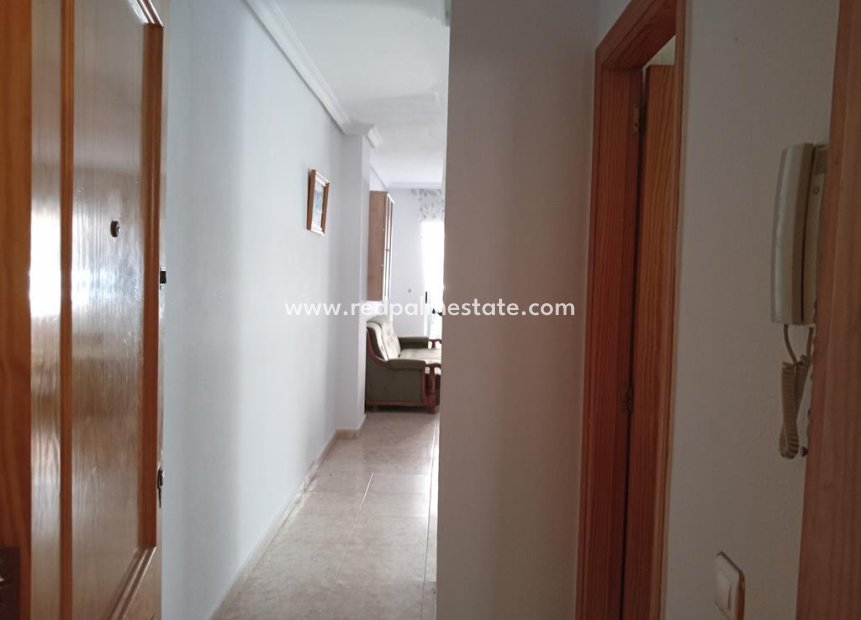 Videresalg - Leilighet -
Torrevieja - El molino