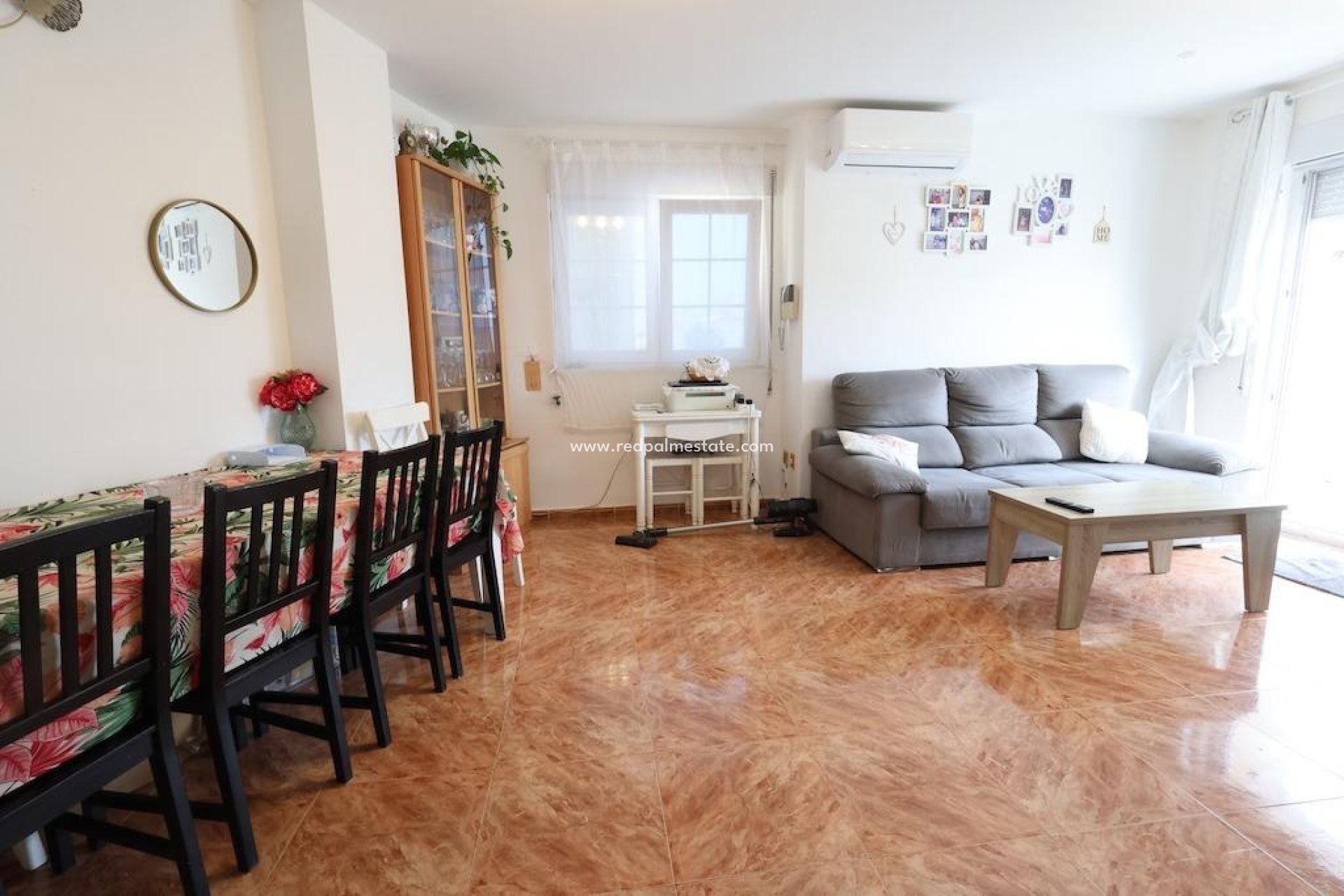 Videresalg - Leilighet -
Torrevieja - Habaneras