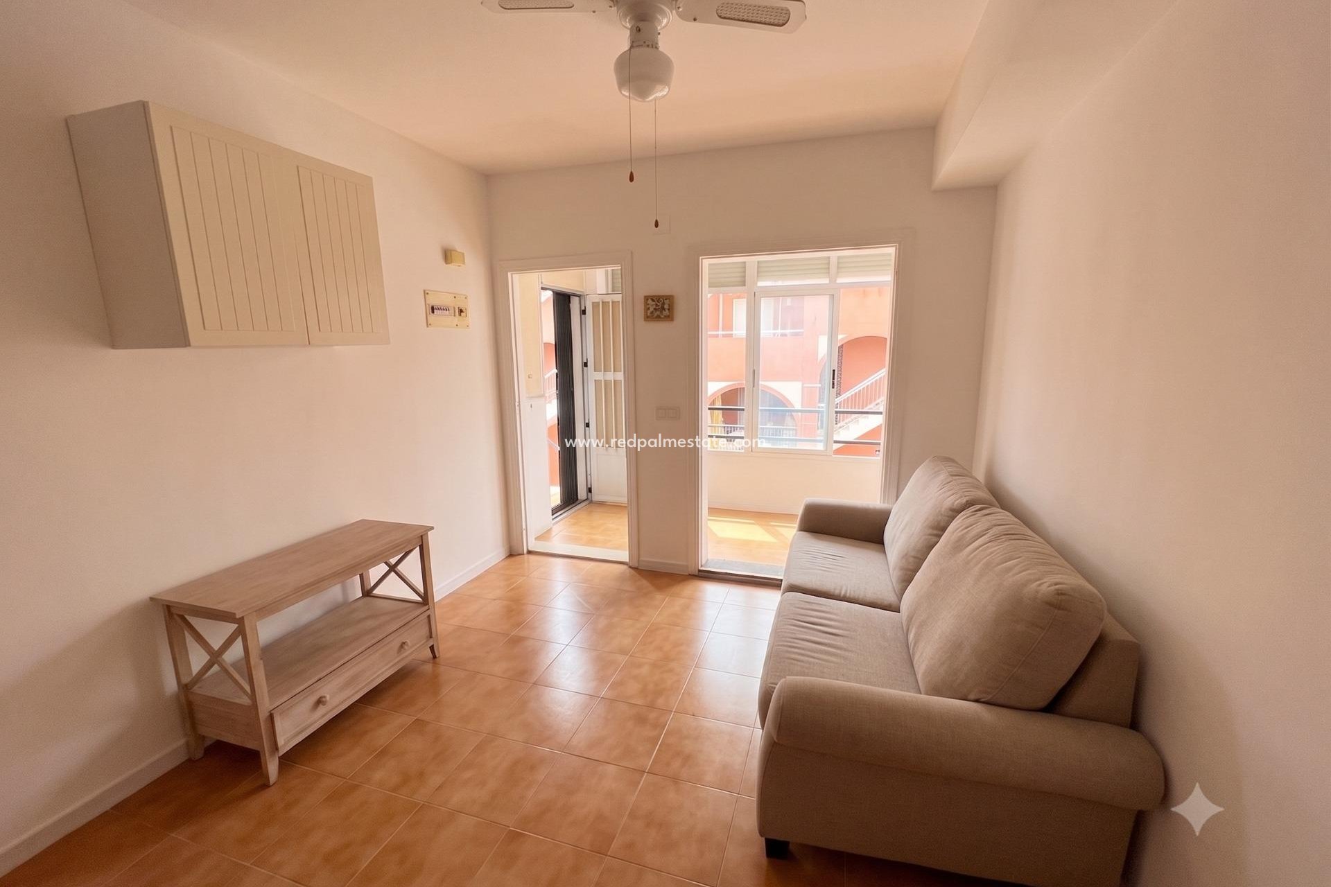 Videresalg - Leilighet -
Torrevieja - La Mata