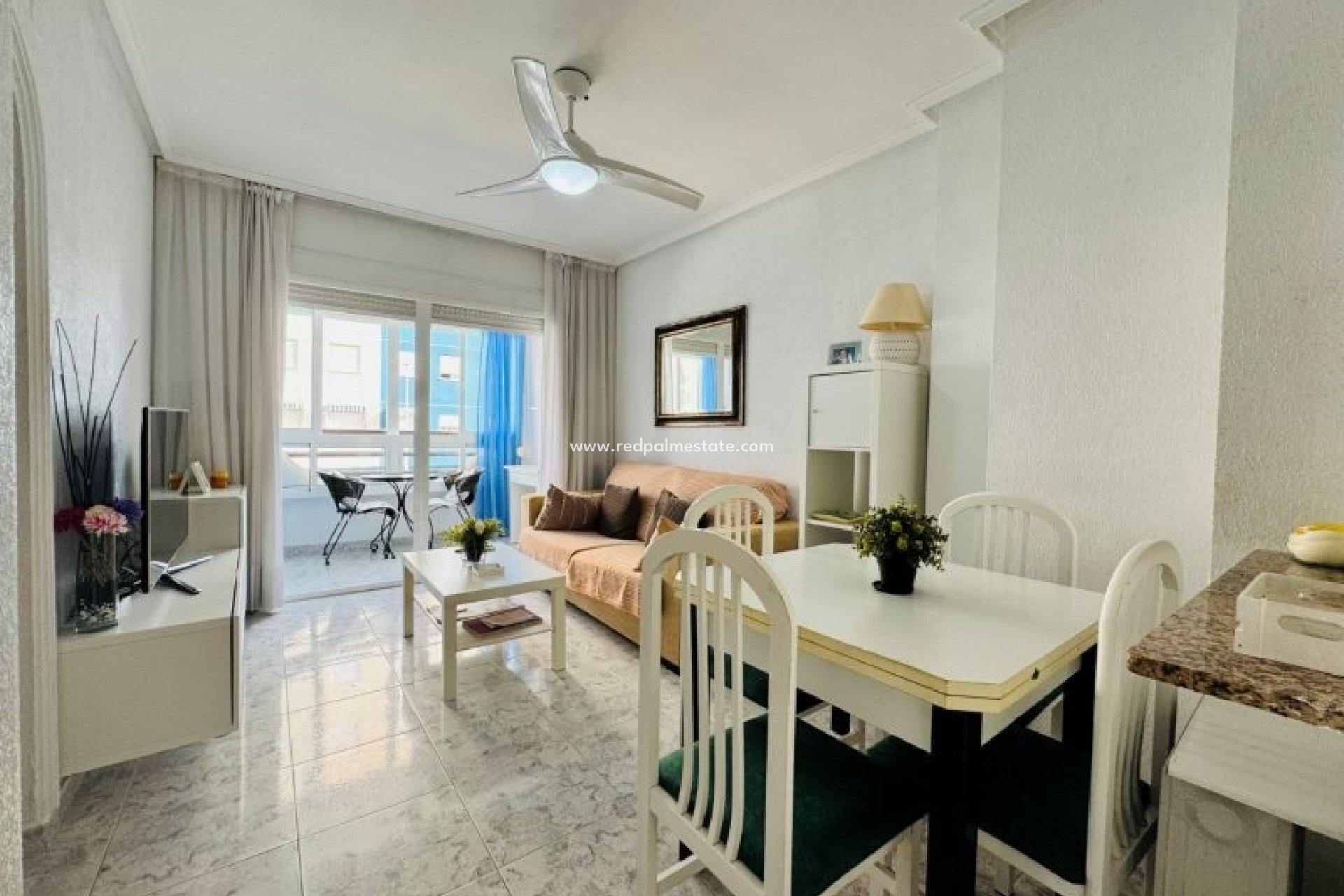 Videresalg - Leilighet -
Torrevieja - La Mata
