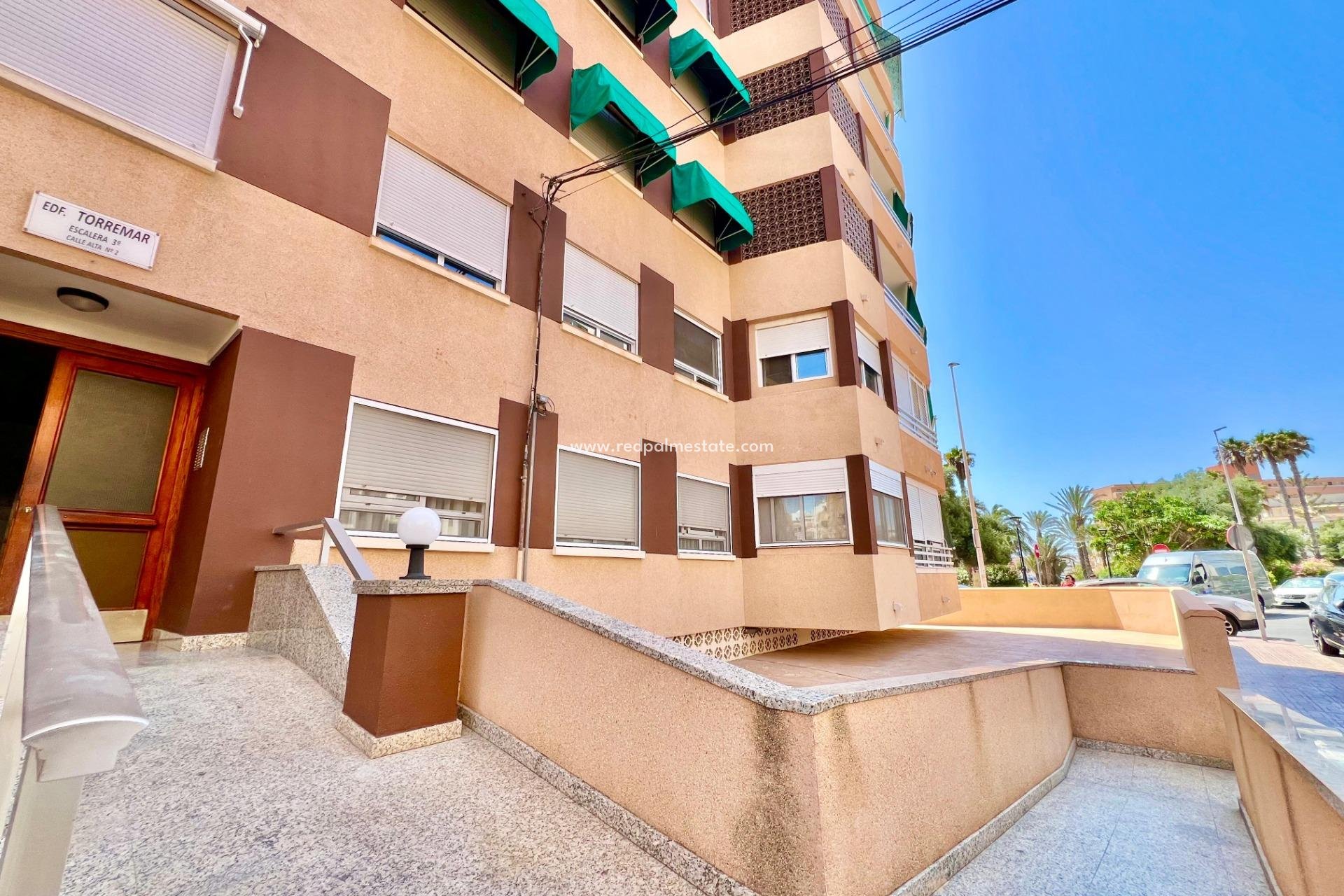 Videresalg - Leilighet -
Torrevieja - La Mata