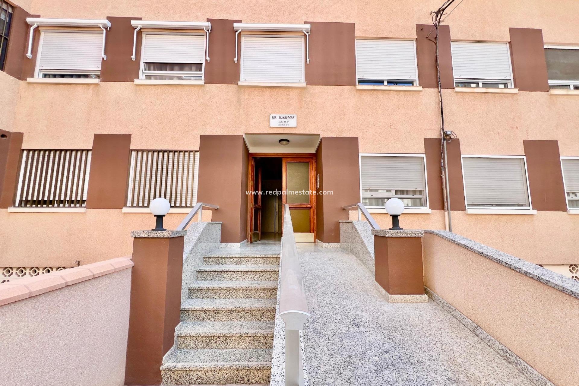 Videresalg - Leilighet -
Torrevieja - La Mata