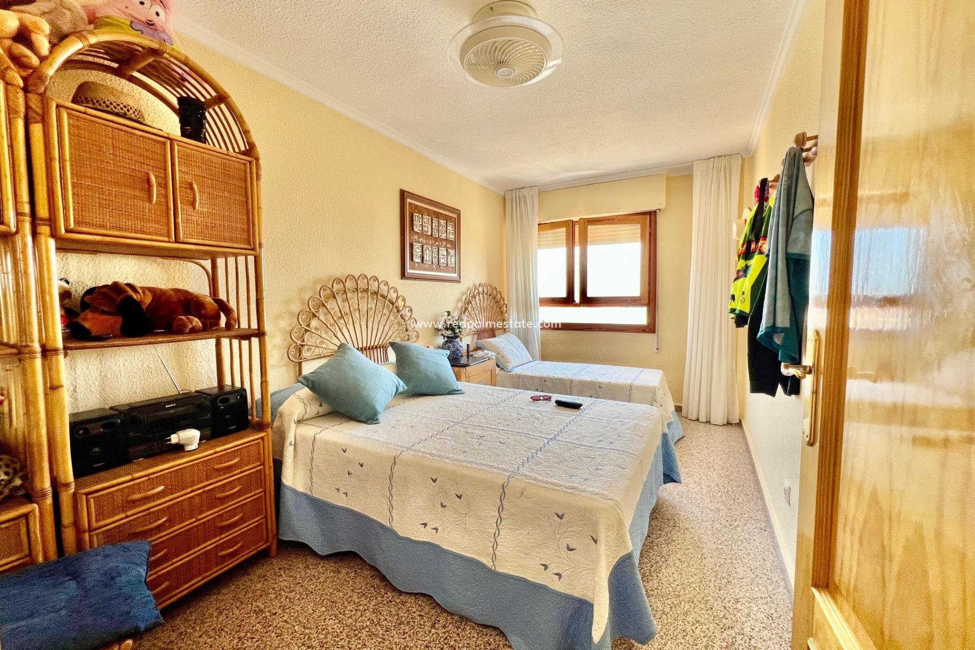 Videresalg - Leilighet -
Torrevieja - La Mata