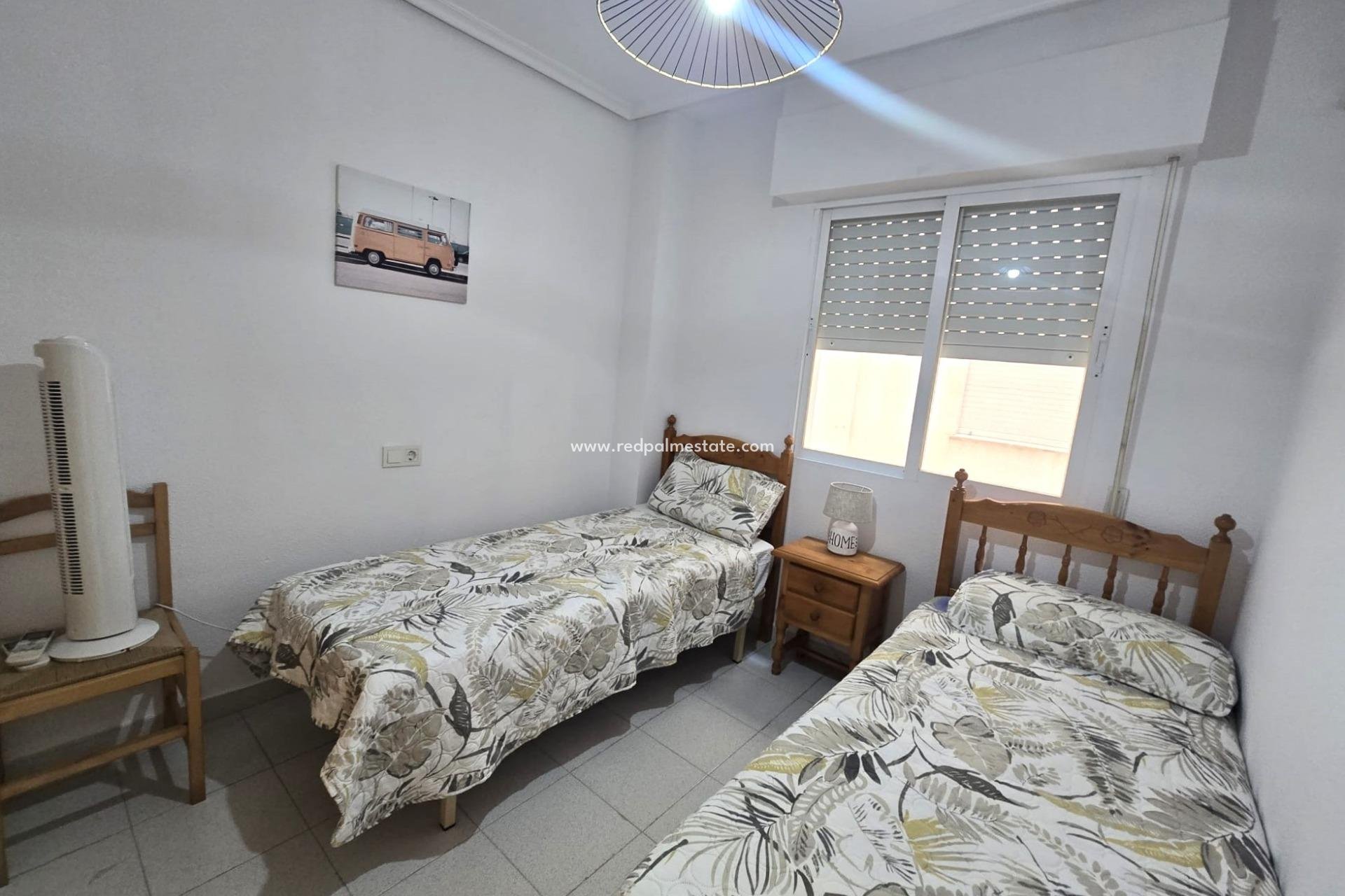 Videresalg - Leilighet -
Torrevieja - La Mata