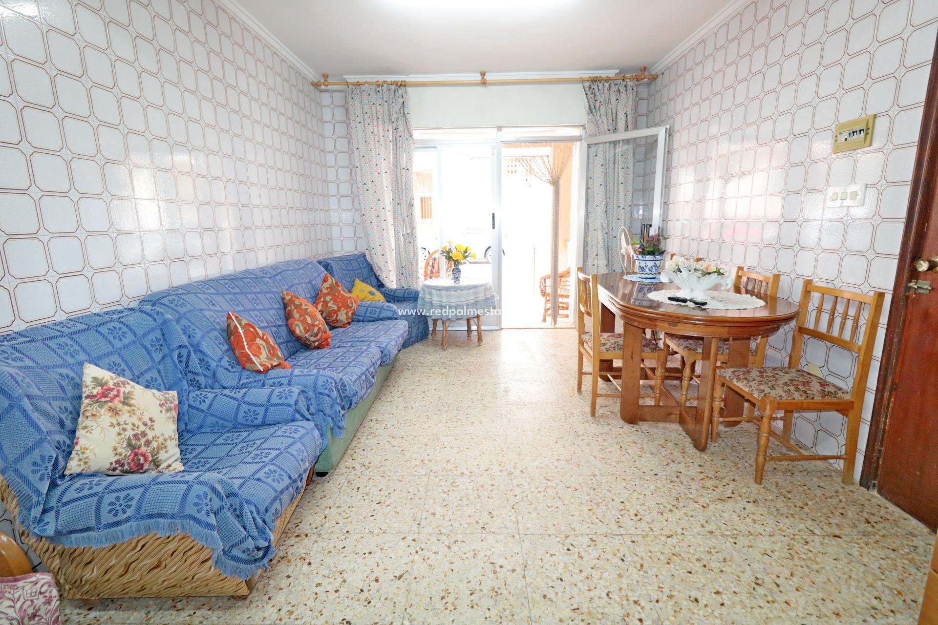 Videresalg - Leilighet -
Torrevieja - La Mata