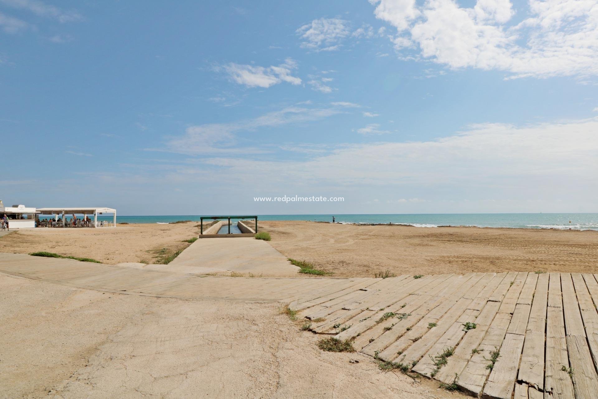 Videresalg - Leilighet -
Torrevieja - La Mata