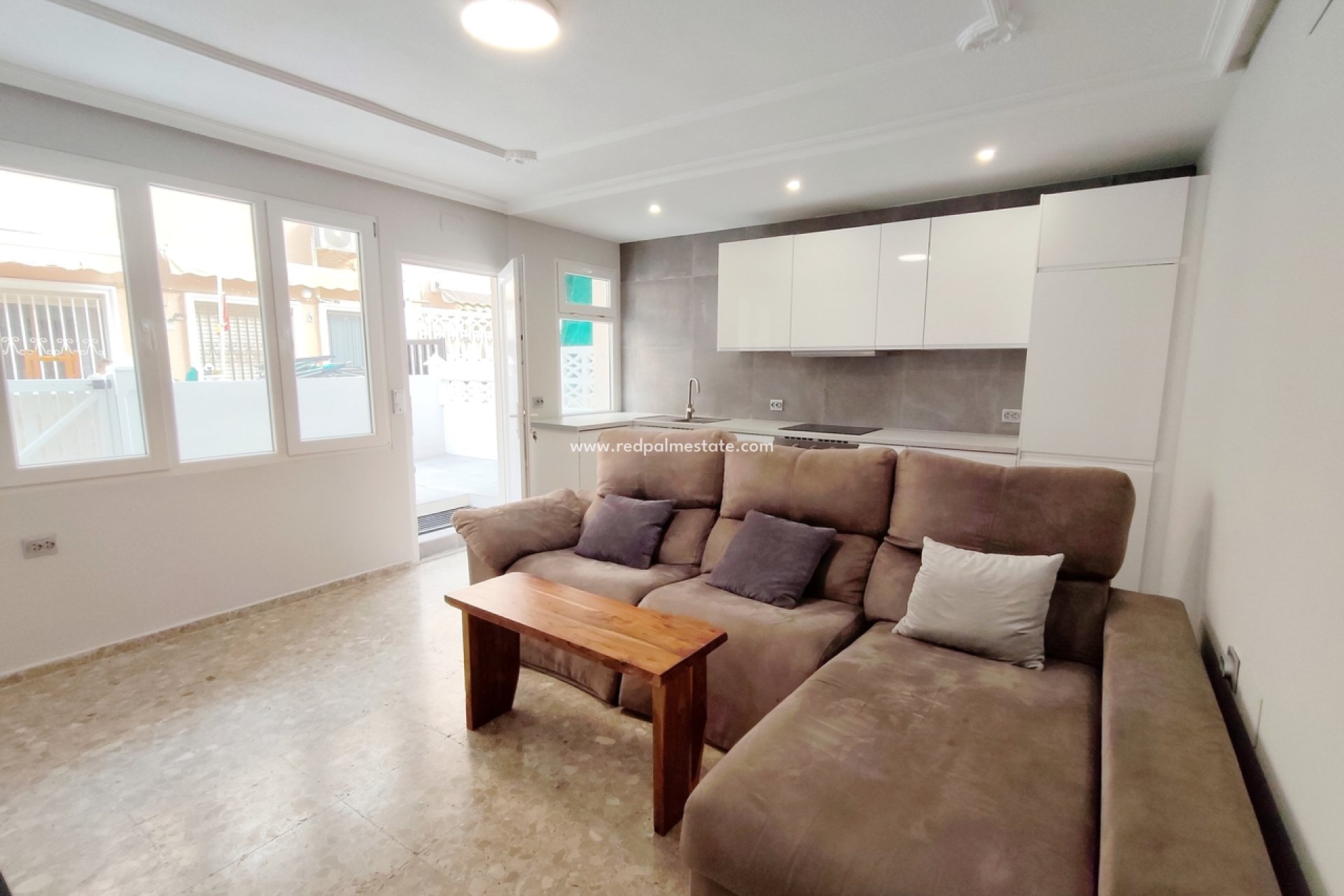 Videresalg - Leilighet -
Torrevieja - La Mata