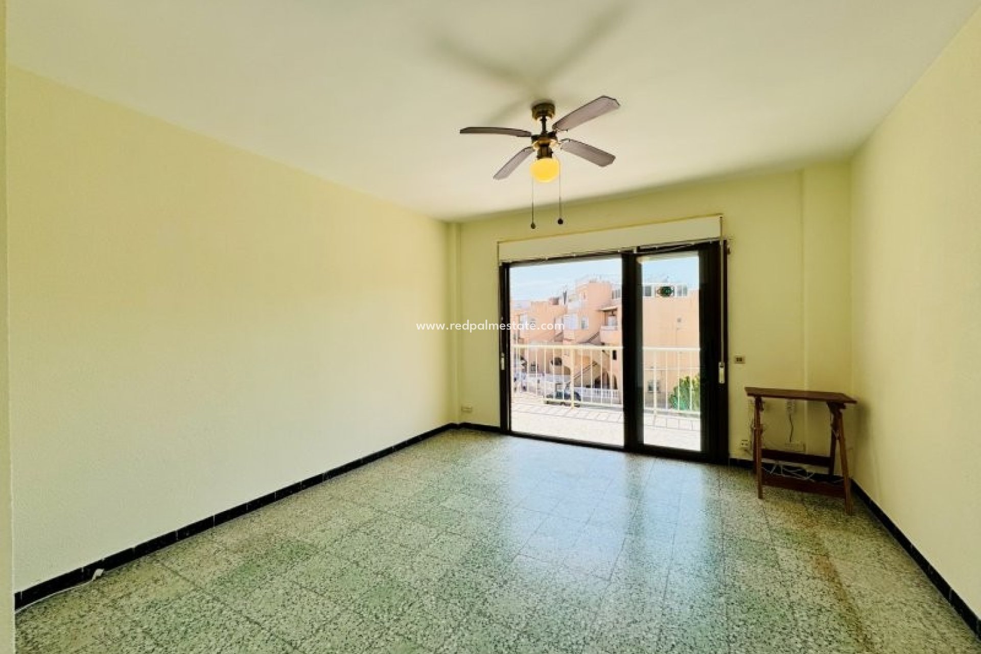 Videresalg - Leilighet -
Torrevieja - La Mata