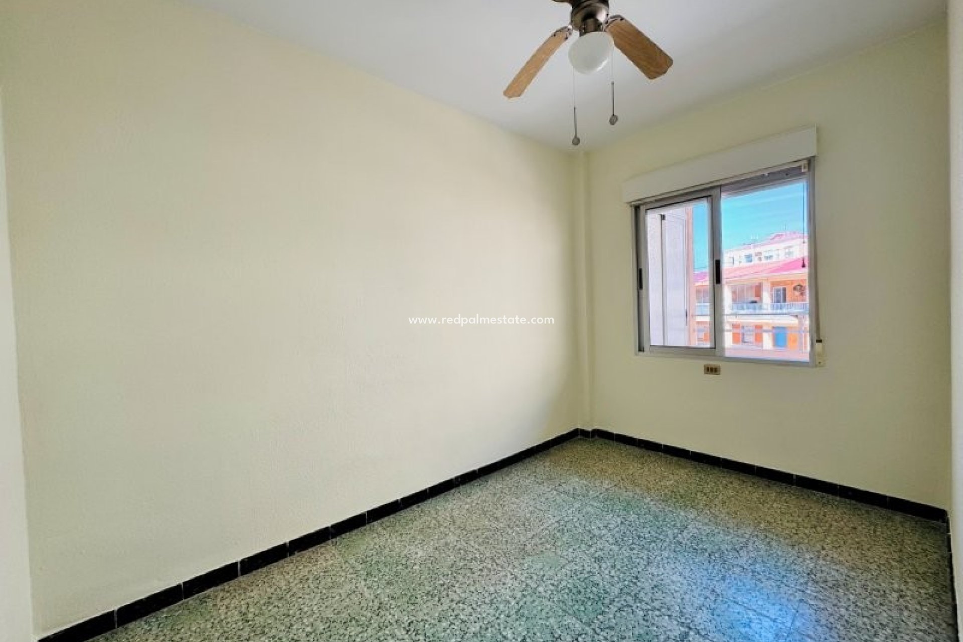 Videresalg - Leilighet -
Torrevieja - La Mata