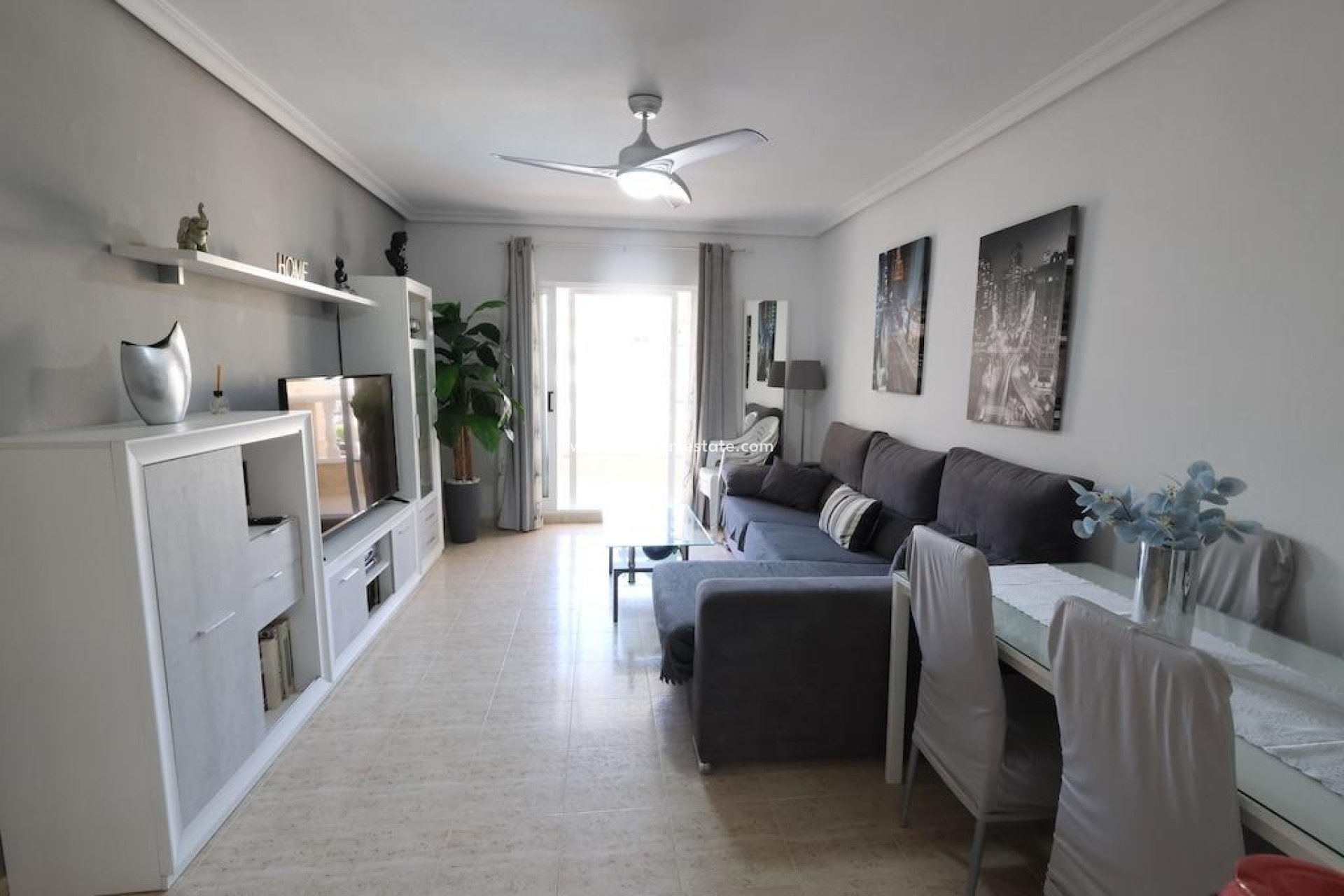Videresalg - Leilighet -
Torrevieja - La Mata
