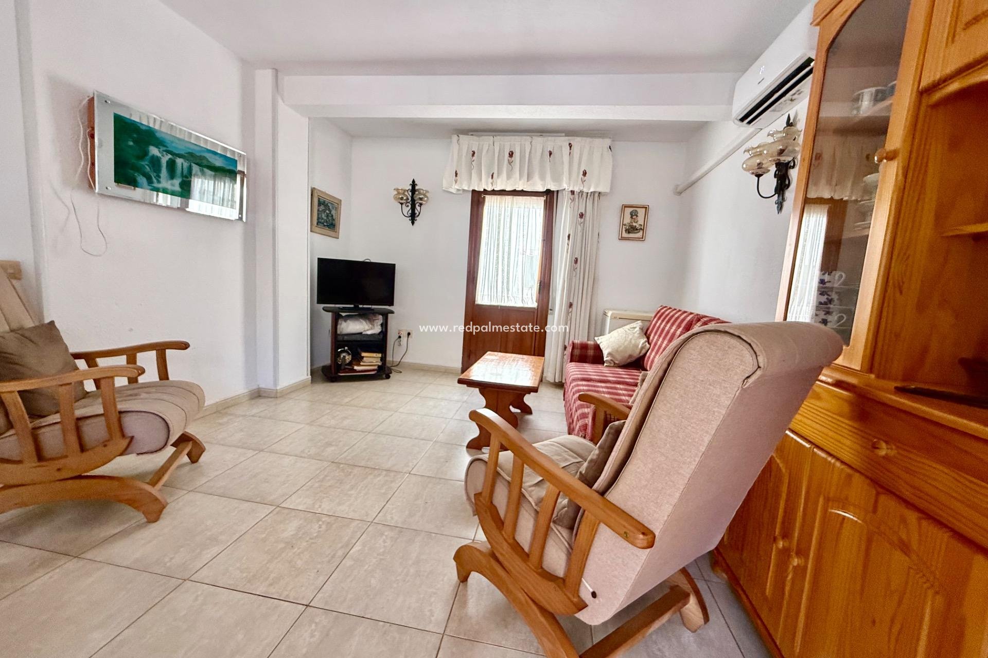 Videresalg - Leilighet -
Torrevieja - Los Europeos