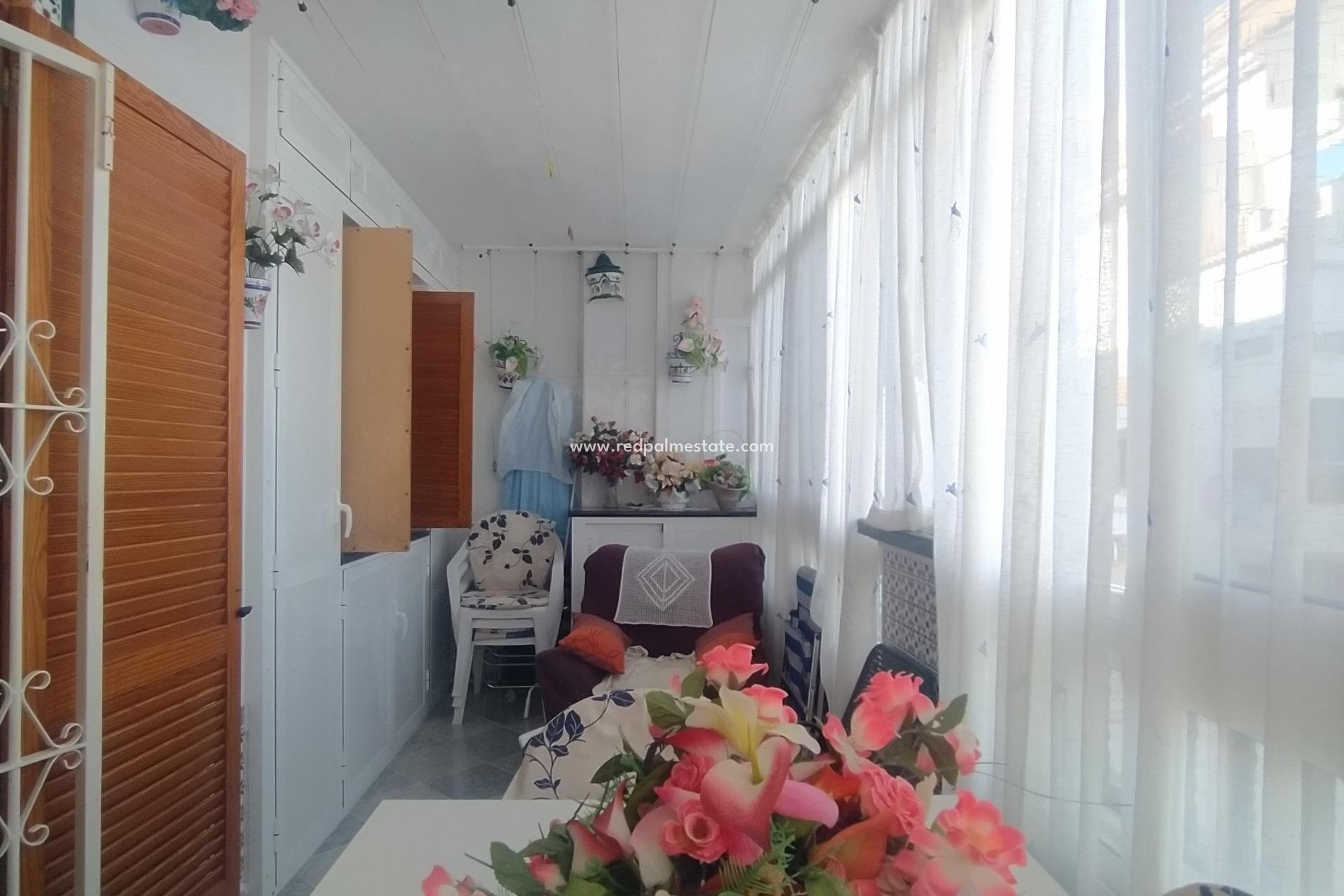 Videresalg - Leilighet -
Torrevieja - Los Europeos