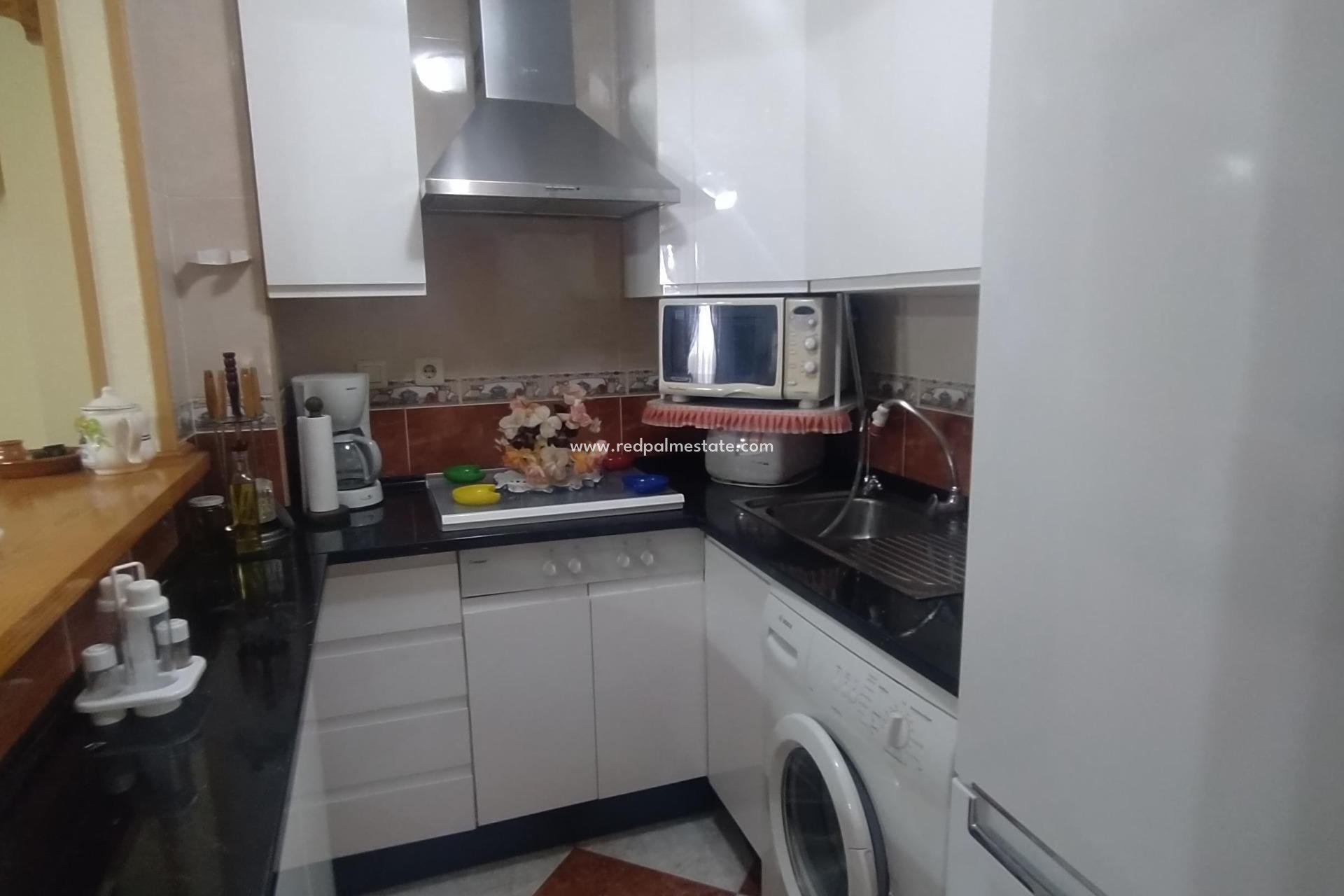 Videresalg - Leilighet -
Torrevieja - Los Europeos