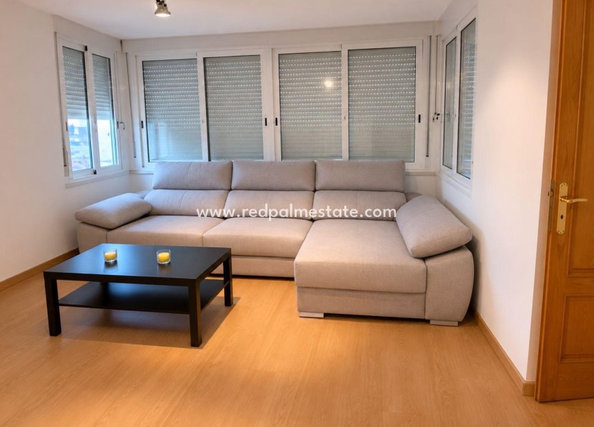 Videresalg - Leilighet -
Torrevieja - Nueva Torrevieja - Aguas Nuevas