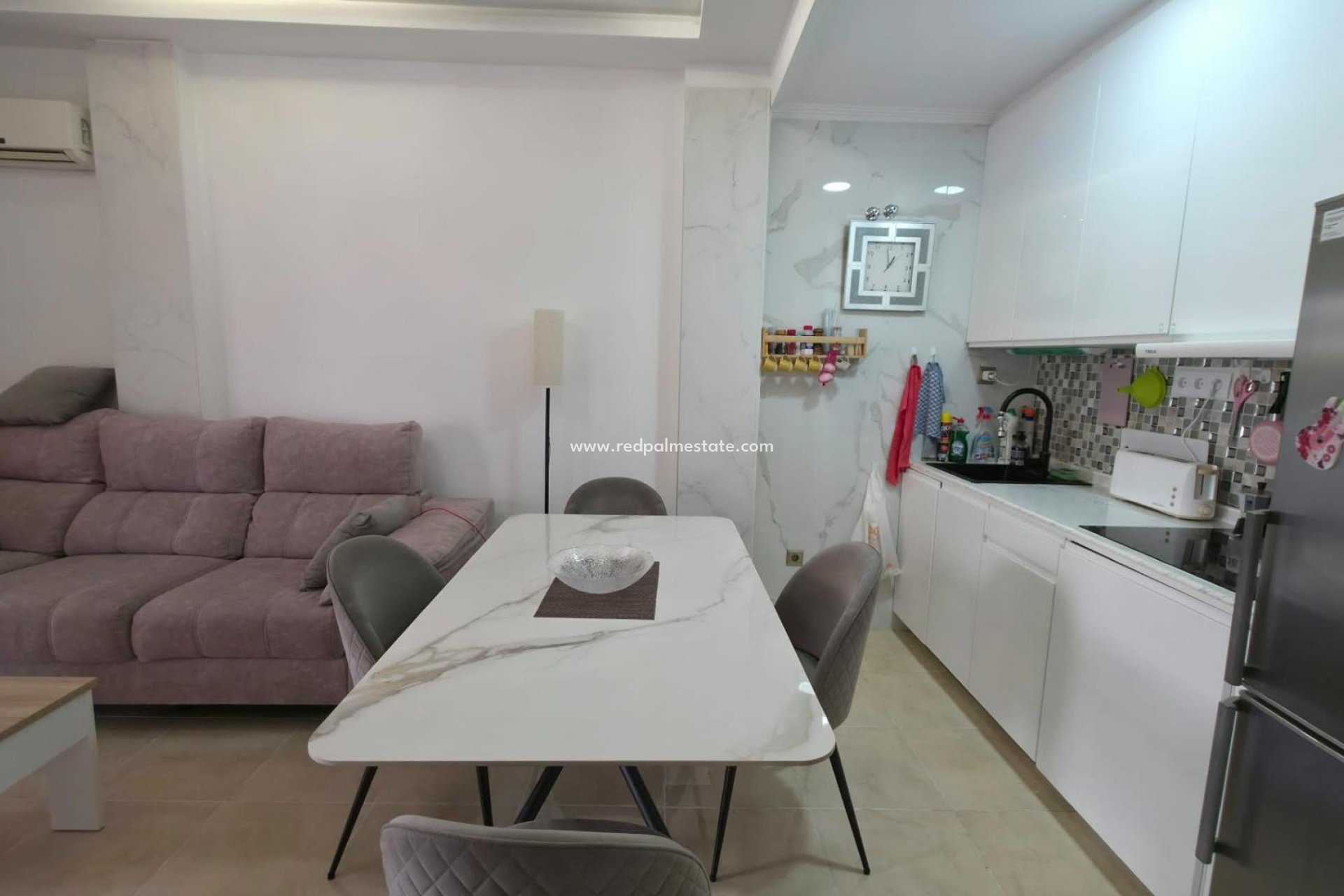 Videresalg - Leilighet -
Torrevieja - Nueva Torrevieja - Aguas Nuevas