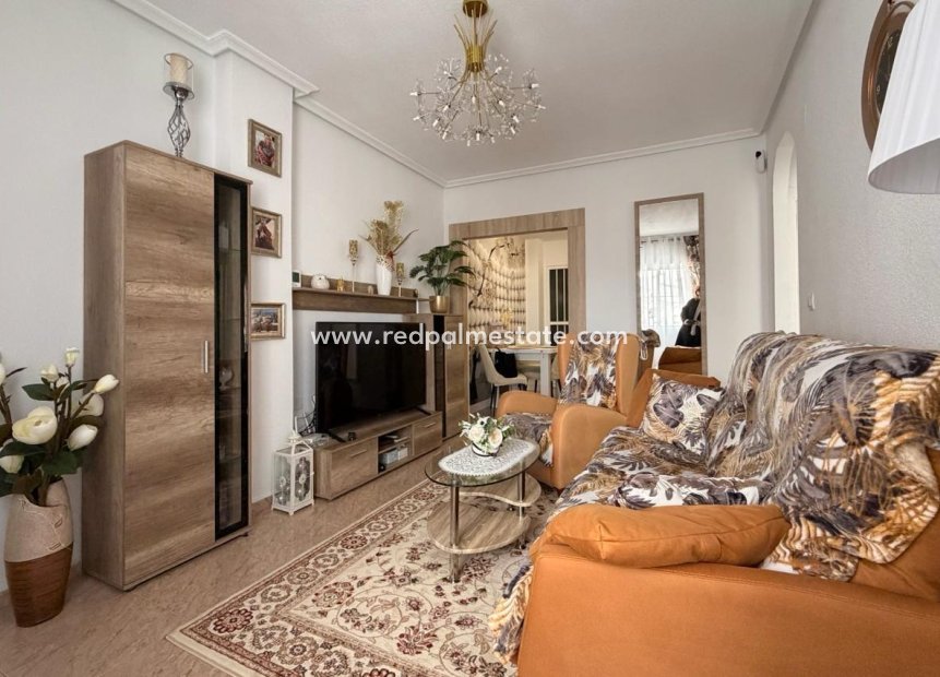 Videresalg - Leilighet -
Torrevieja - Nueva Torrevieja - Aguas Nuevas