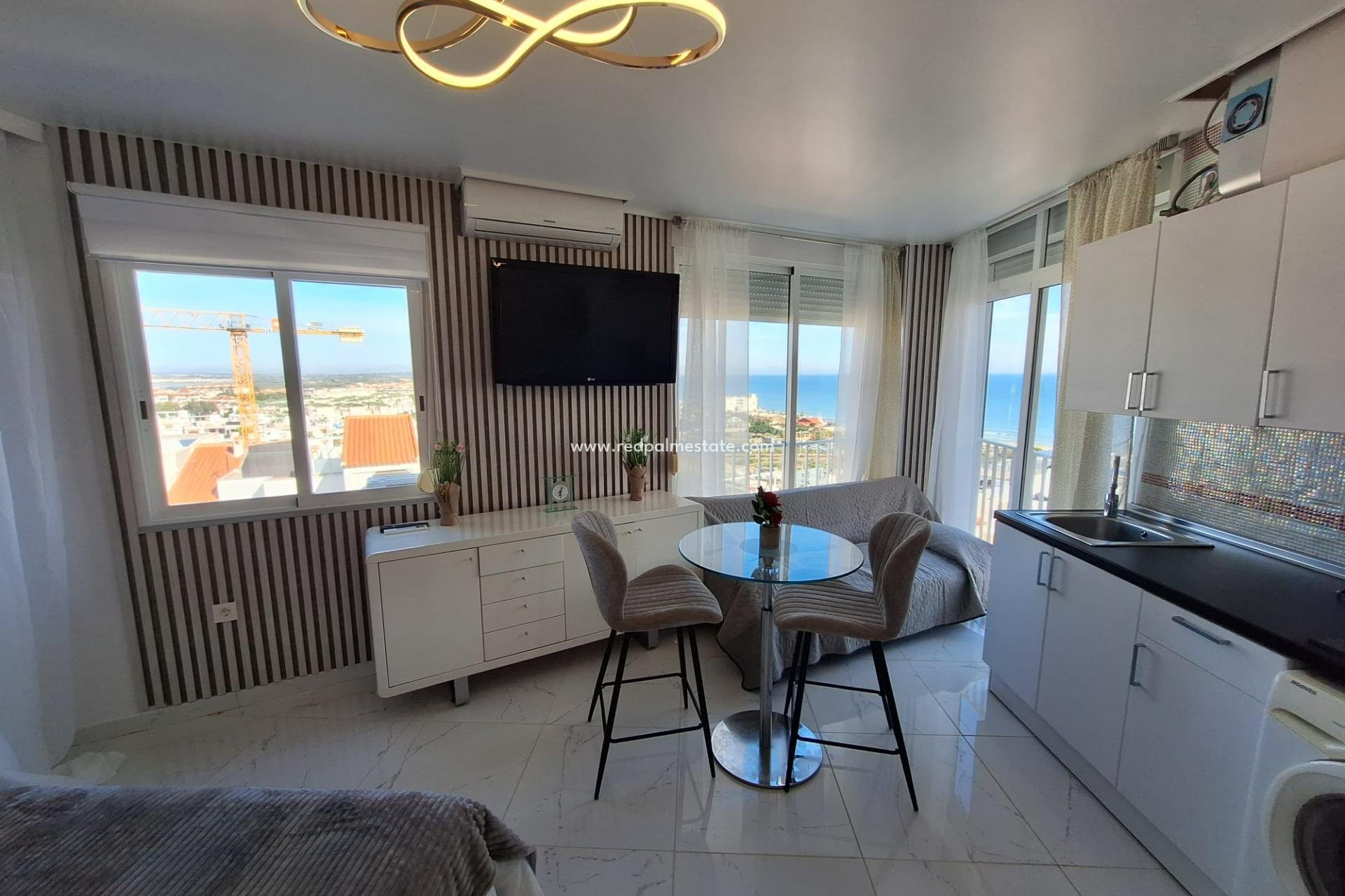 Videresalg - Leilighet -
Torrevieja - Nueva Torrevieja - Aguas Nuevas
