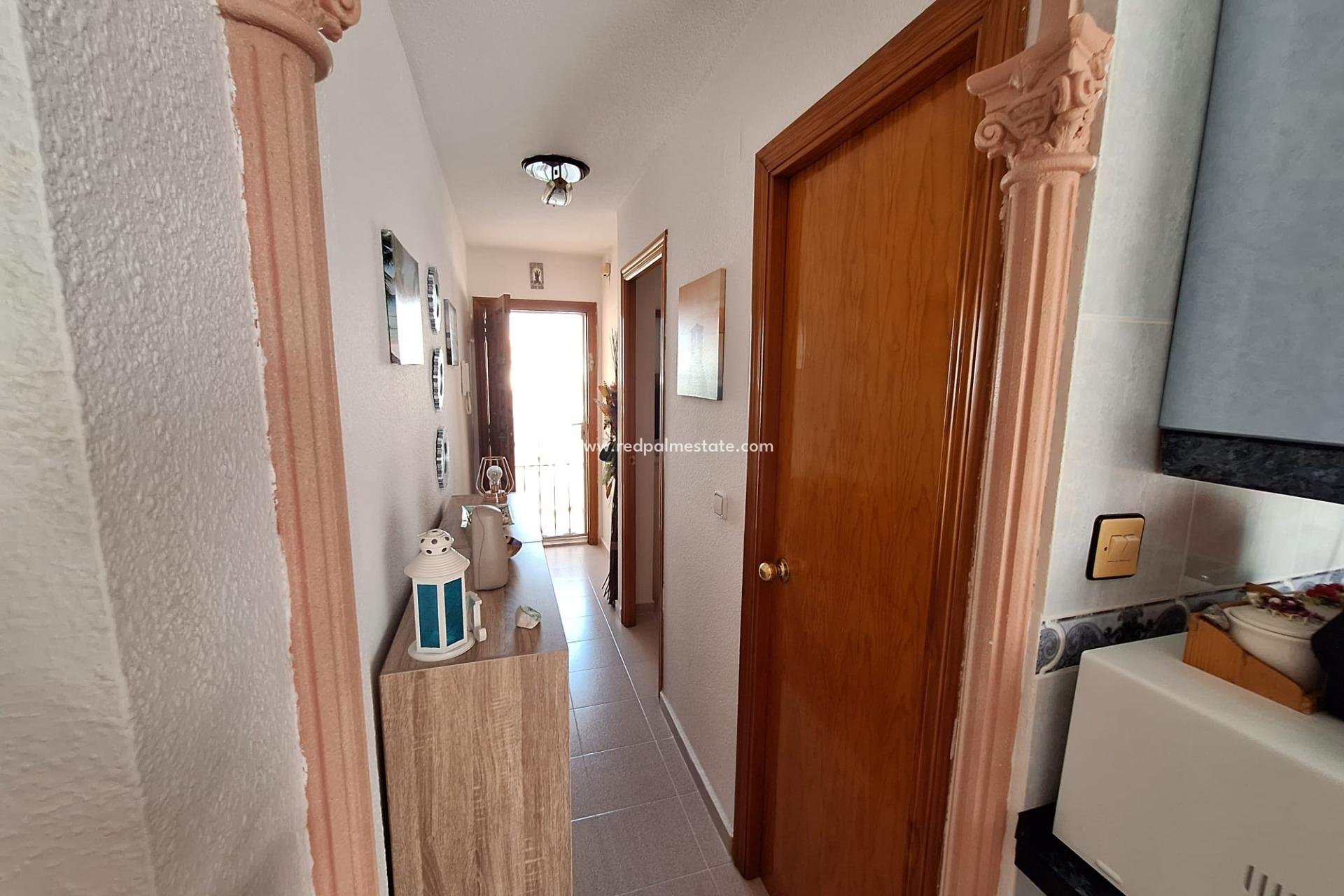 Videresalg - Leilighet -
Torrevieja - Nueva Torrevieja - Aguas Nuevas