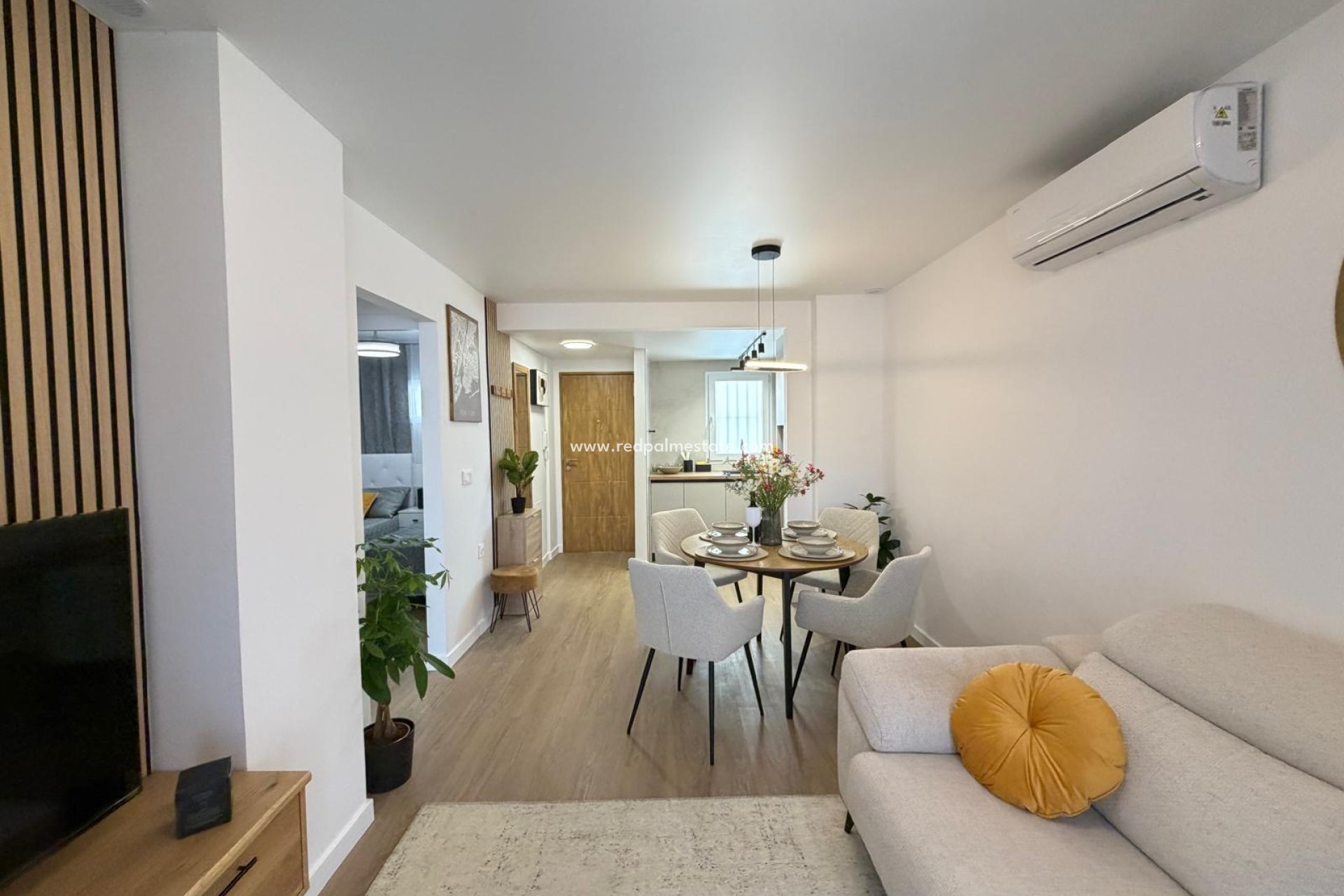 Videresalg - Leilighet -
Torrevieja - Nueva Torrevieja - Aguas Nuevas