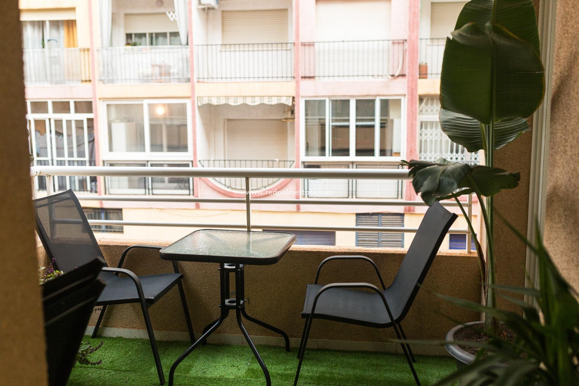 Videresalg - Leilighet -
Torrevieja - Playa de los Locos