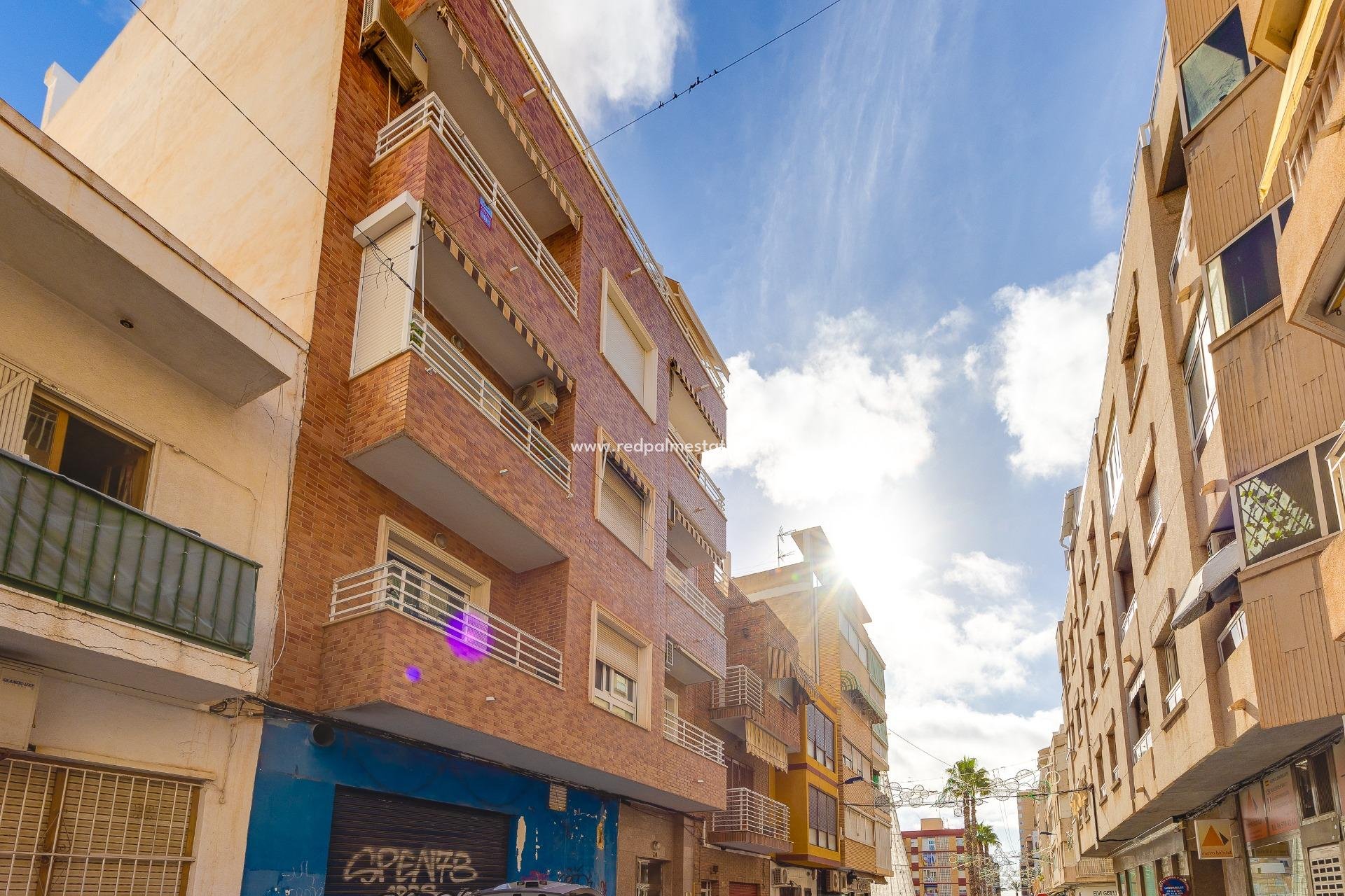 Videresalg - Leilighet -
Torrevieja - Playa del Cura