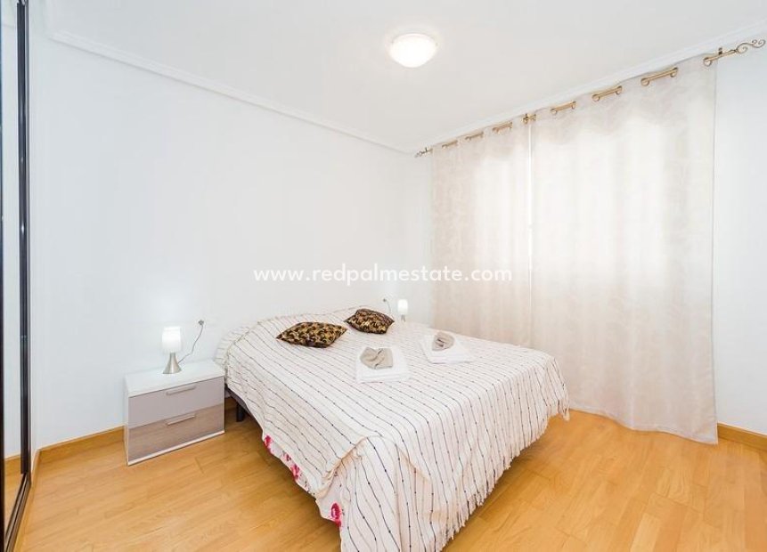 Videresalg - Leilighet -
Torrevieja - Playa del Cura