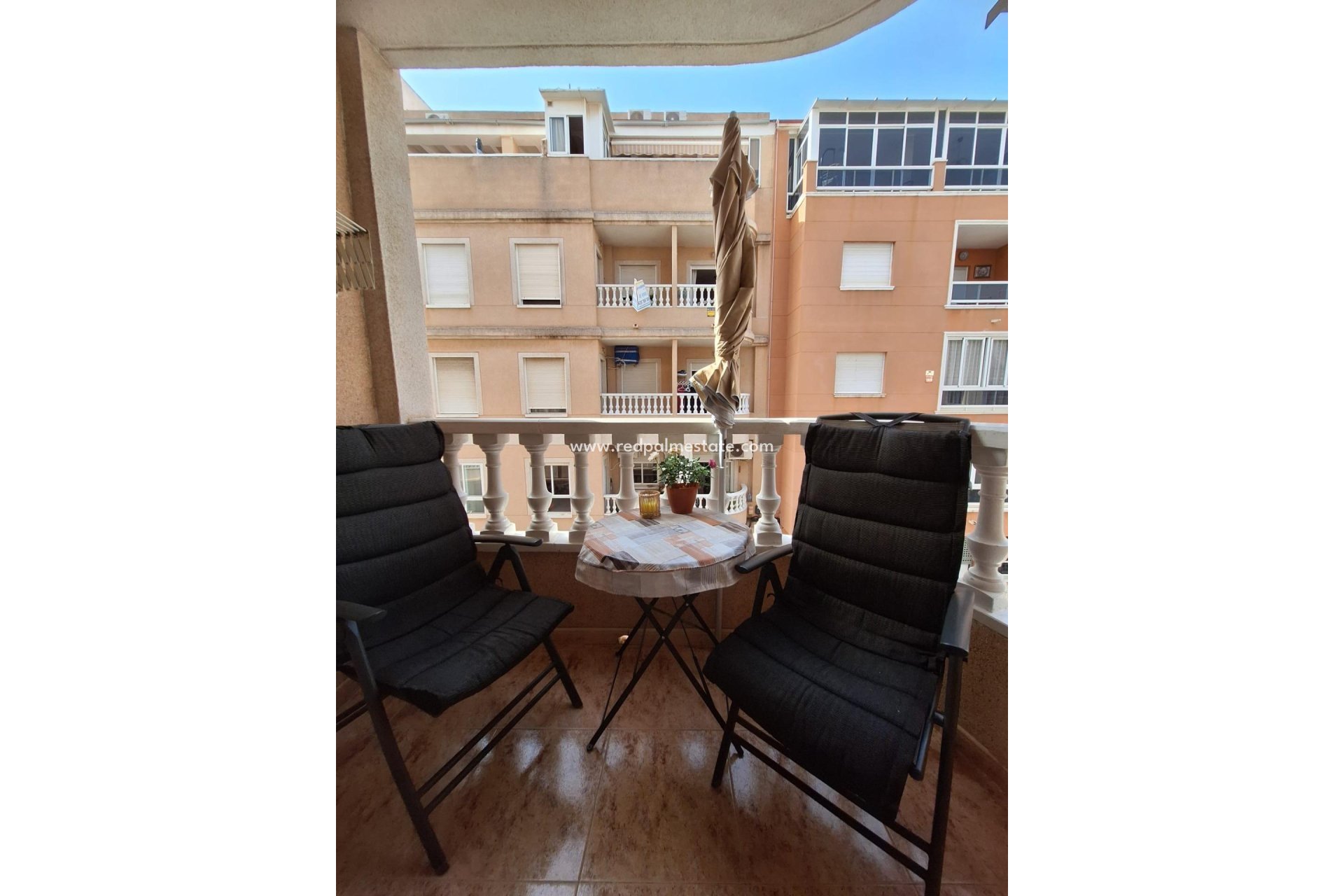 Videresalg - Leilighet -
Torrevieja - Playa del Cura