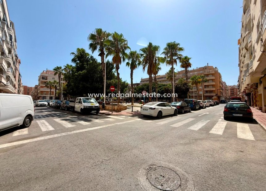 Videresalg - Leilighet -
Torrevieja - Playa del Cura