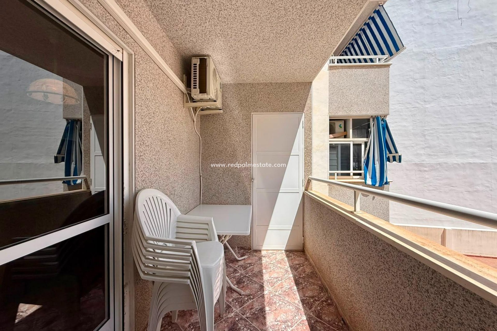 Videresalg - Leilighet -
Torrevieja - Playa del Cura