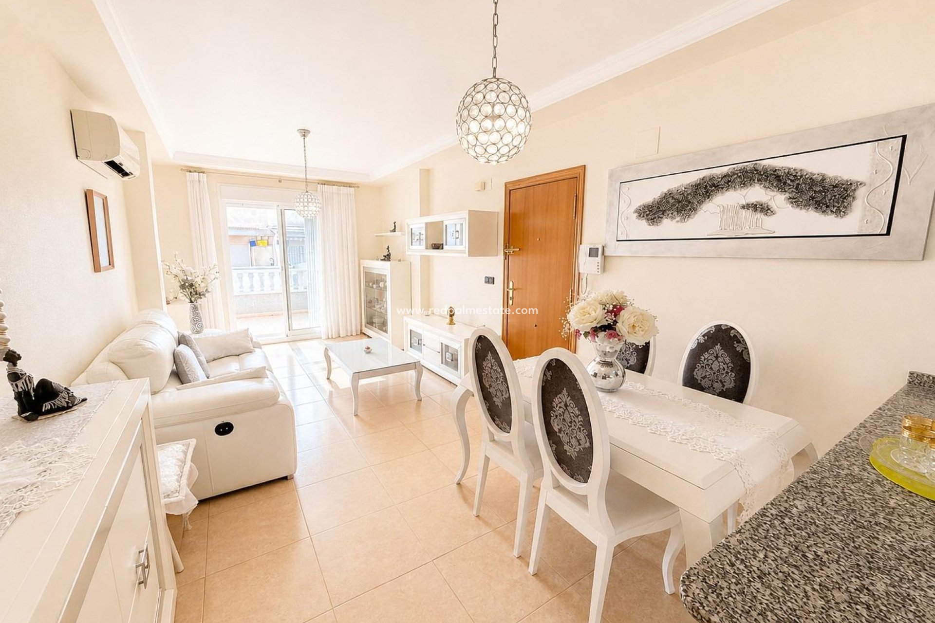 Videresalg - Leilighet -
Torrevieja - Playa del Cura