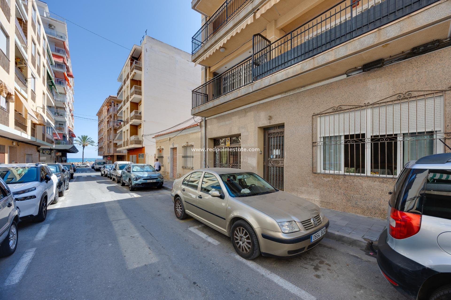 Videresalg - Leilighet -
Torrevieja - Playa del Cura