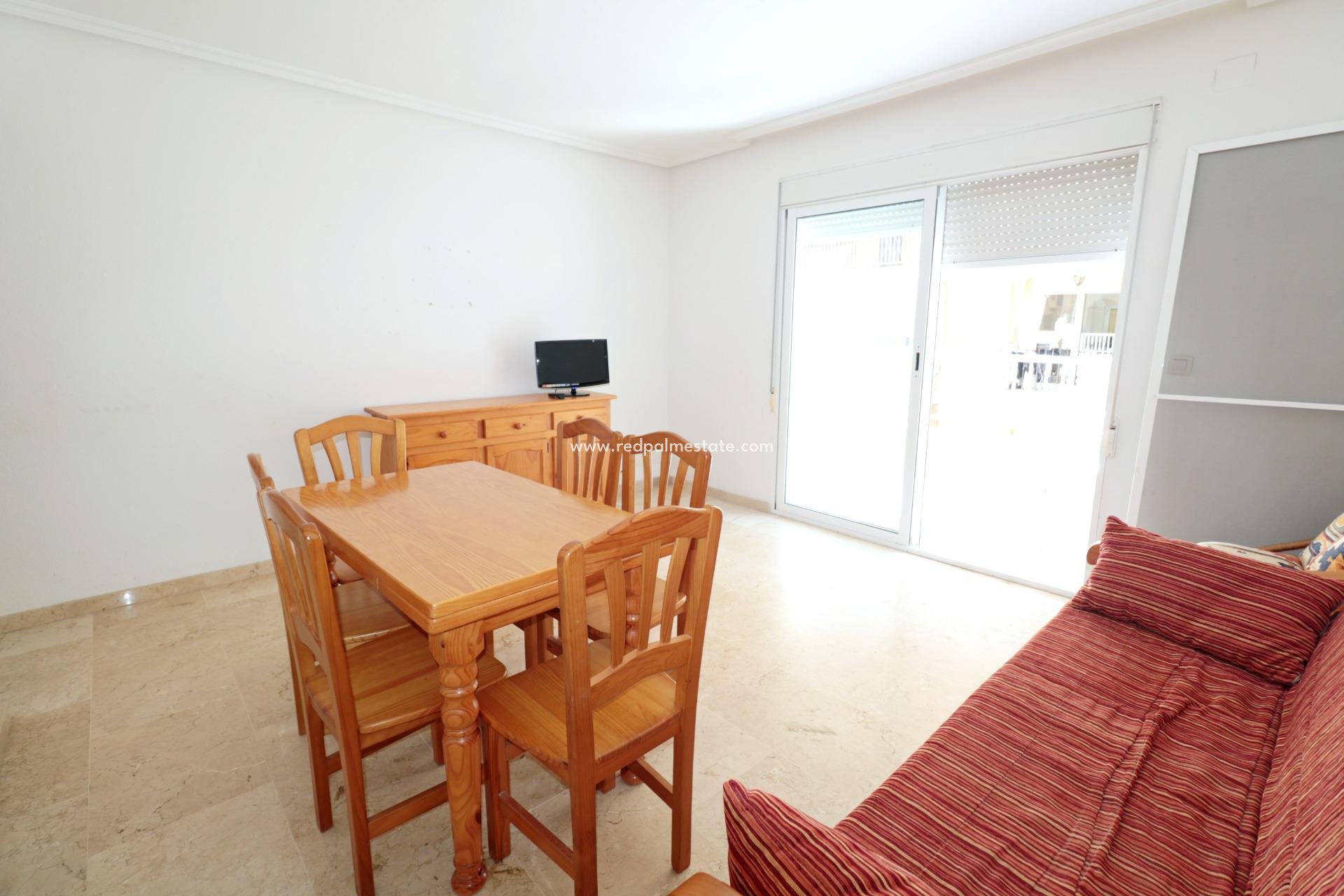 Videresalg - Leilighet -
Torrevieja - Playa del Cura
