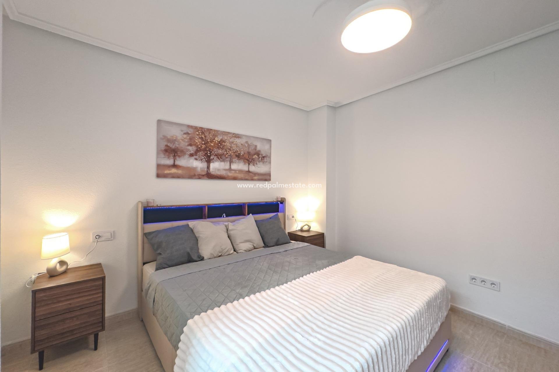 Videresalg - Leilighet -
Torrevieja - Playa del Cura