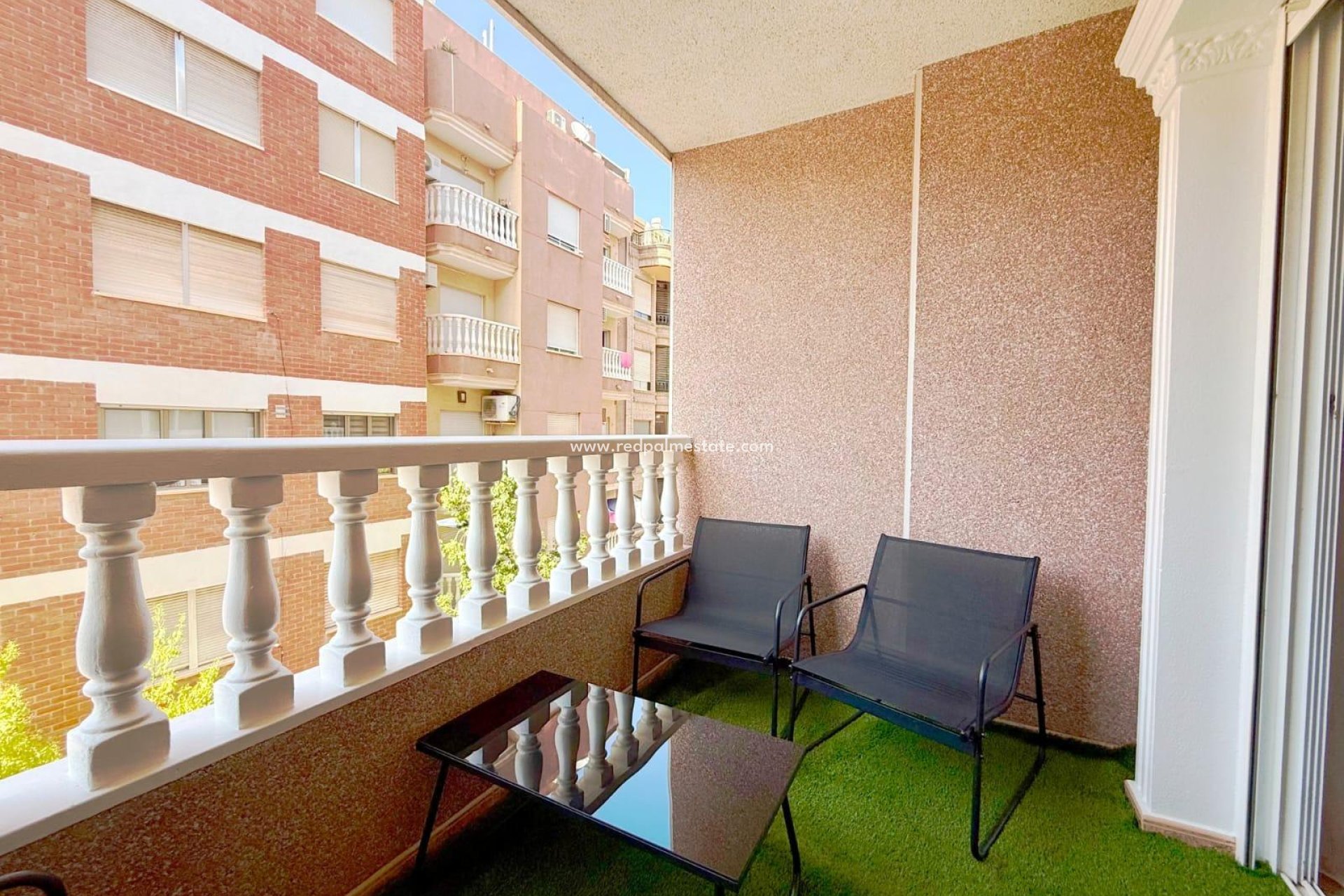 Videresalg - Leilighet -
Torrevieja - Playa del Cura