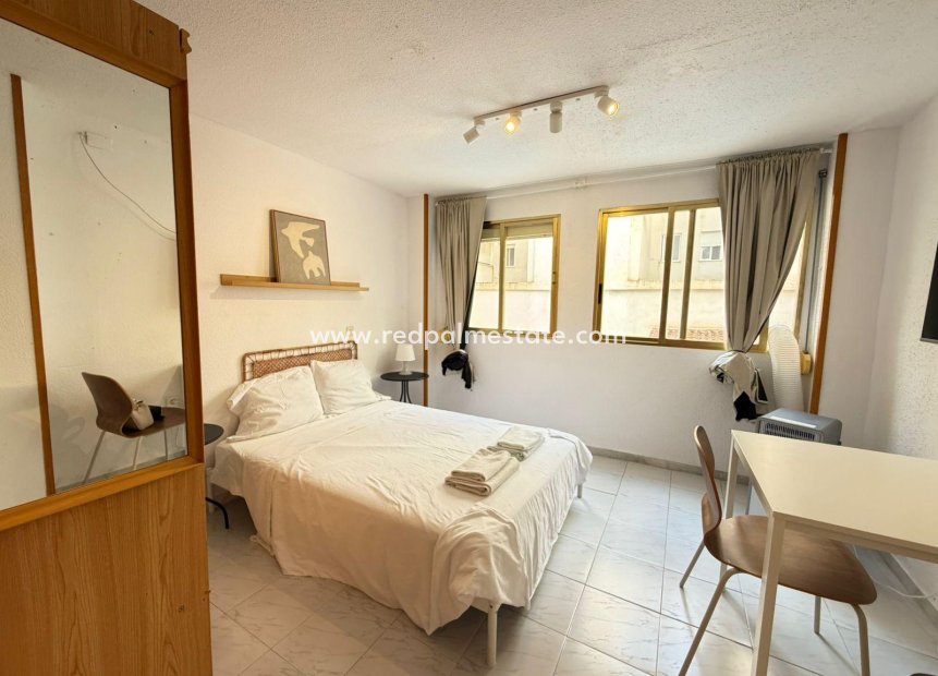Videresalg - Leilighet -
Torrevieja - Playa del Cura