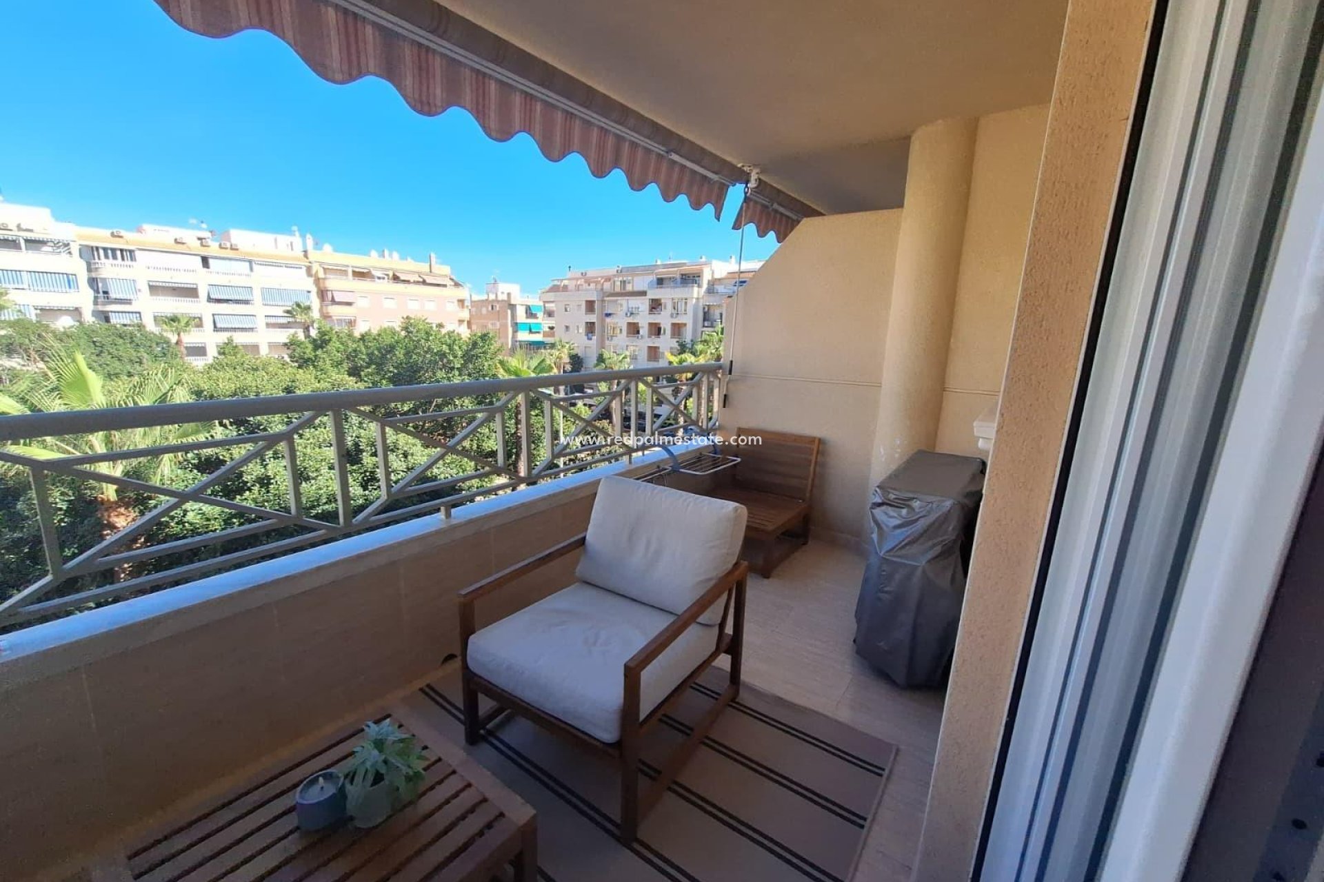 Videresalg - Leilighet -
Torrevieja - Playa del Cura