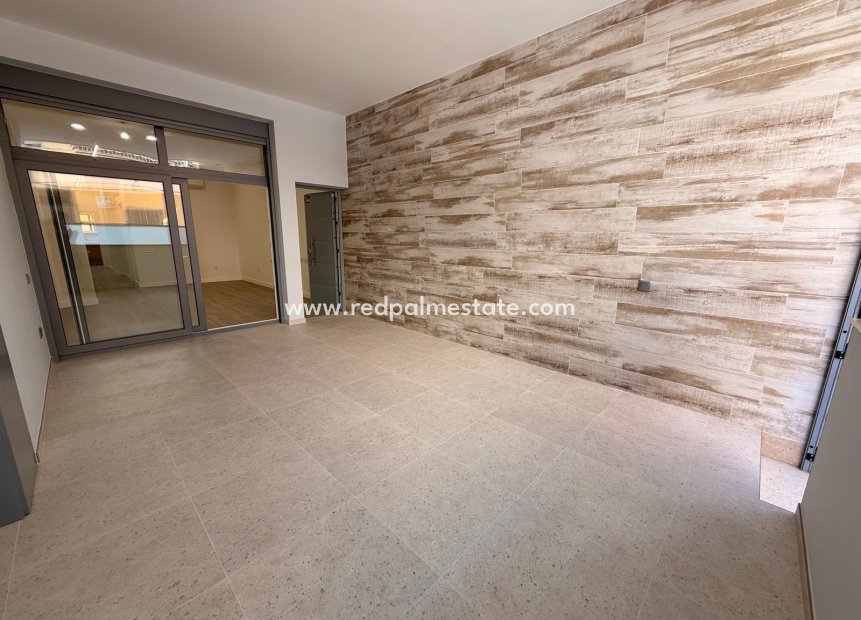 Videresalg - Leilighet -
Torrevieja - Playa del Cura