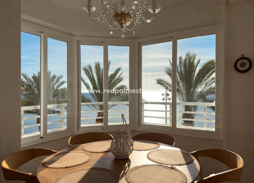 Videresalg - Leilighet -
Torrevieja - Playa del Cura