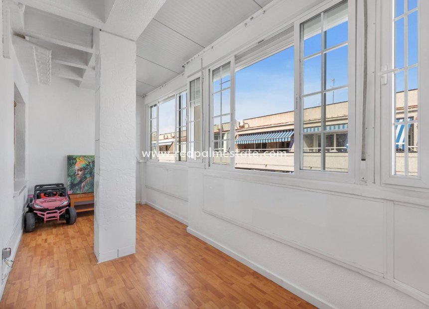 Videresalg - Leilighet -
Torrevieja - Playa del Cura