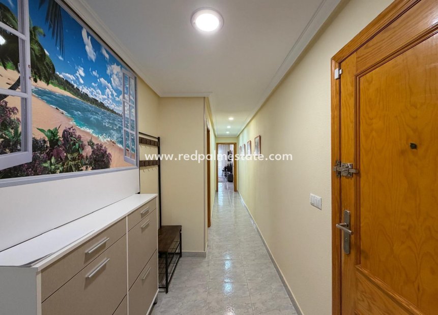 Videresalg - Leilighet -
Torrevieja - Playa del Cura