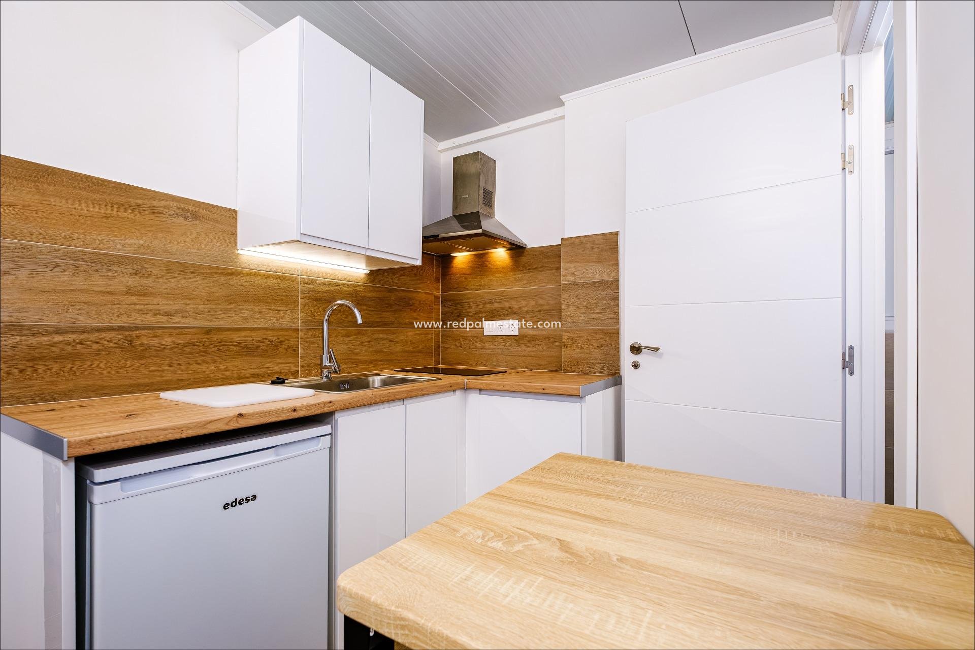 Videresalg - Leilighet -
Torrevieja - Playa del Cura
